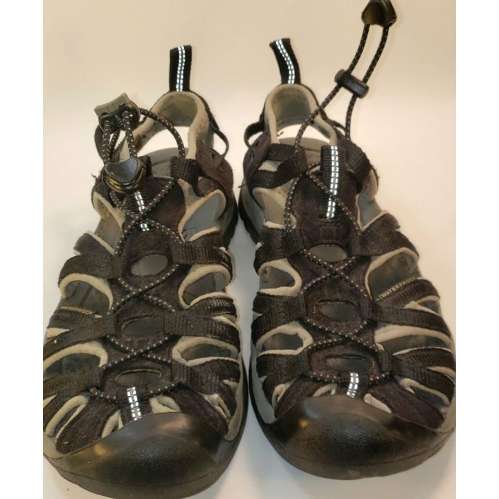 KEEN Keen Whisper Sandals Women's 7.5M 38EU Black Outdoor Sport Sandals Cushioned Arch Support Elastic Laces Toggle Takeup Size US 8 / IT 38 - 6 Thumbnail