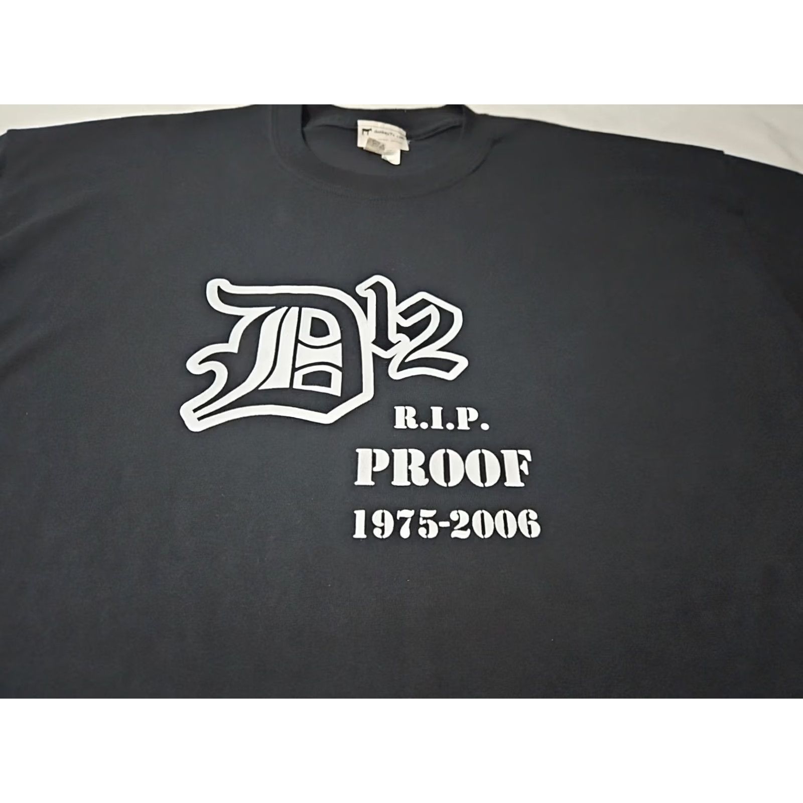 Vintage VINTAGE D12 Eminem Rap Tee Shirt Mens 2XL Black 2000's Y2K R.I.P Proof 1975-2006 Graphic Print Music Band Hip Hop Donkey T's Size US XXL / EU 58 / 5 - 2 Thumbnail