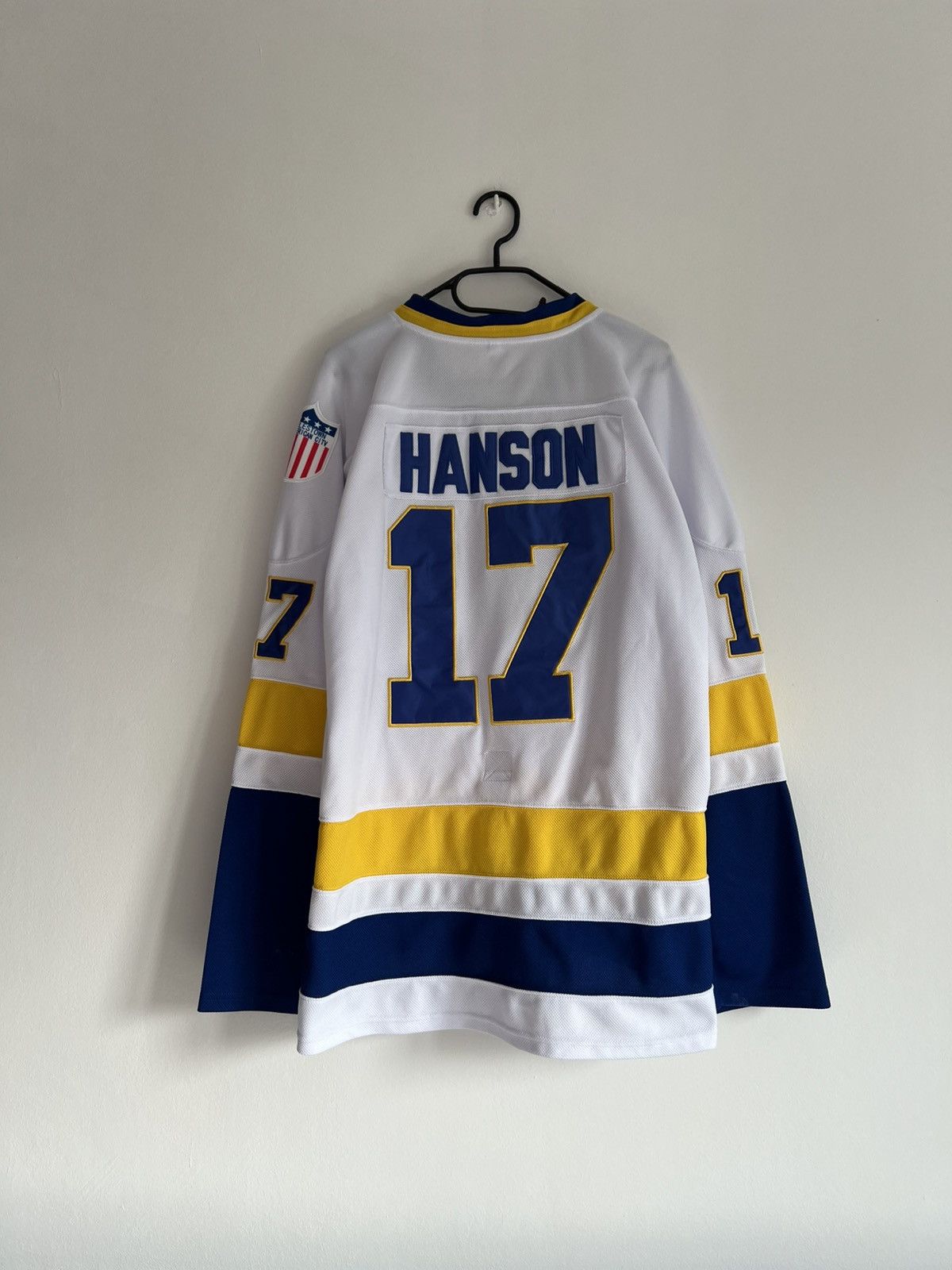 NHL Vintage Charlestown Chiefs Hanson Hockey Jersey Size US L / EU 52-54 / 3 - 1 Thumbnail