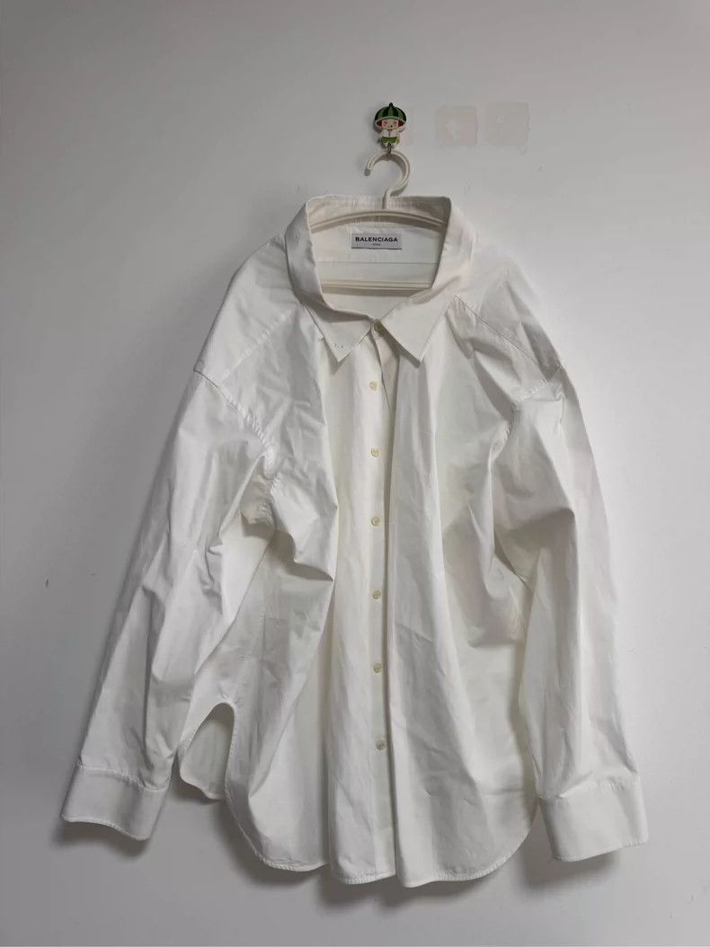 Balenciaga Balenciaga size 34 White Shirt Size XS / US 0-2 / IT 36-38 - 1 Thumbnail