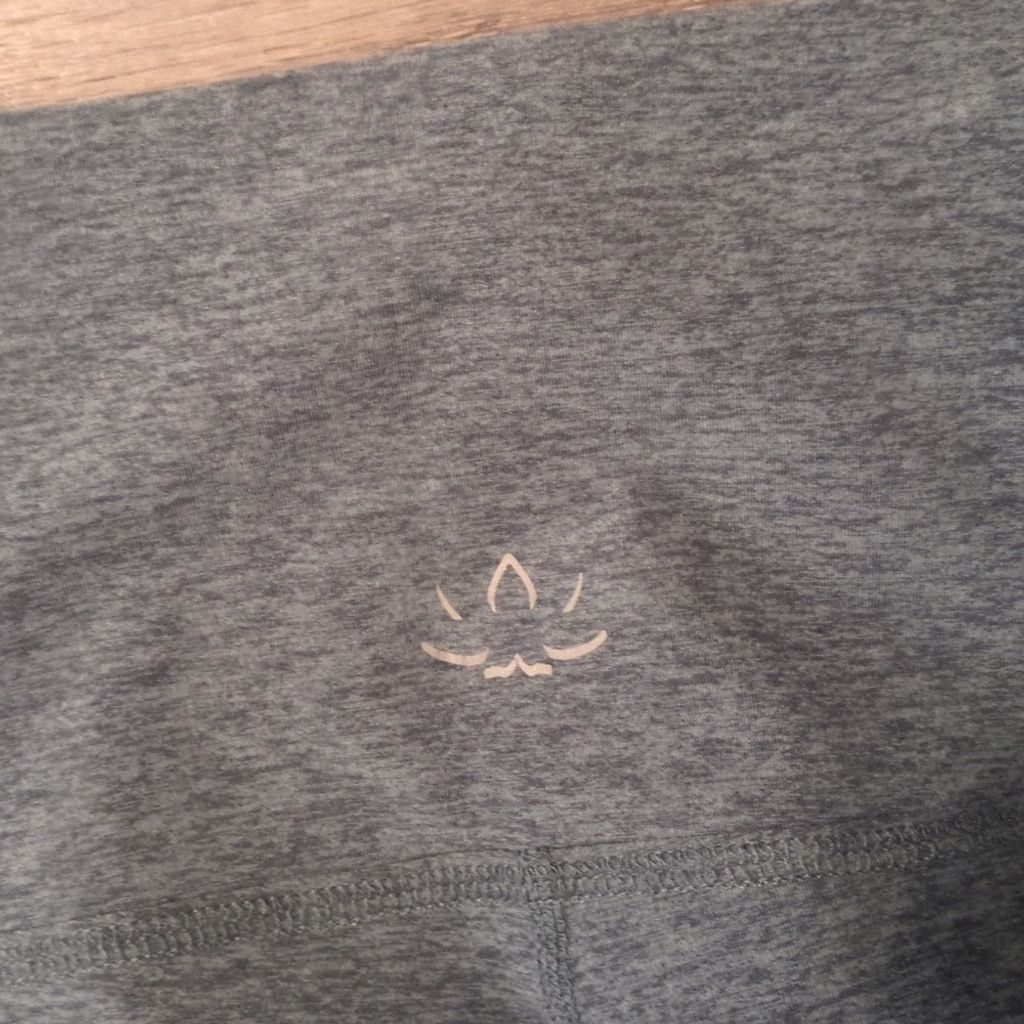 Beyond Yoga Beyond yoga x peloton caught in the midi leggings size large Size 25" / US 0 / IT 36 - 6 Thumbnail