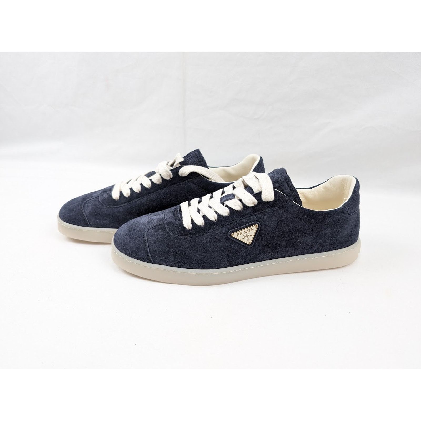 Prada o1rshd1 Low top Suede Sneakers in Bleu 11 Prada Size US 12 / EU 45 - 14 Thumbnail