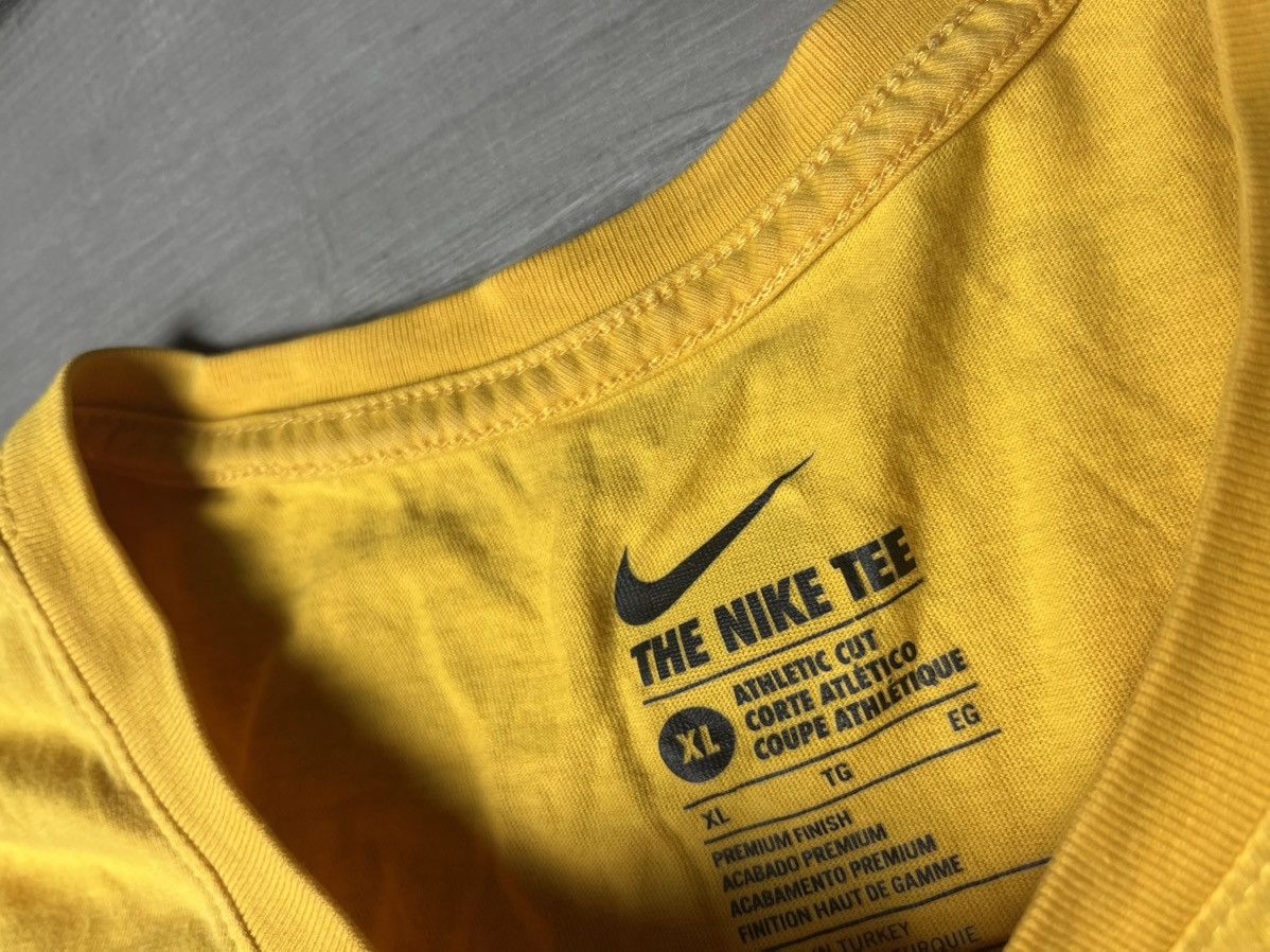 Nike Nike Barcelona Tshirt soccer size XLarge Size US XL / EU 56 / 4 - 4 Thumbnail