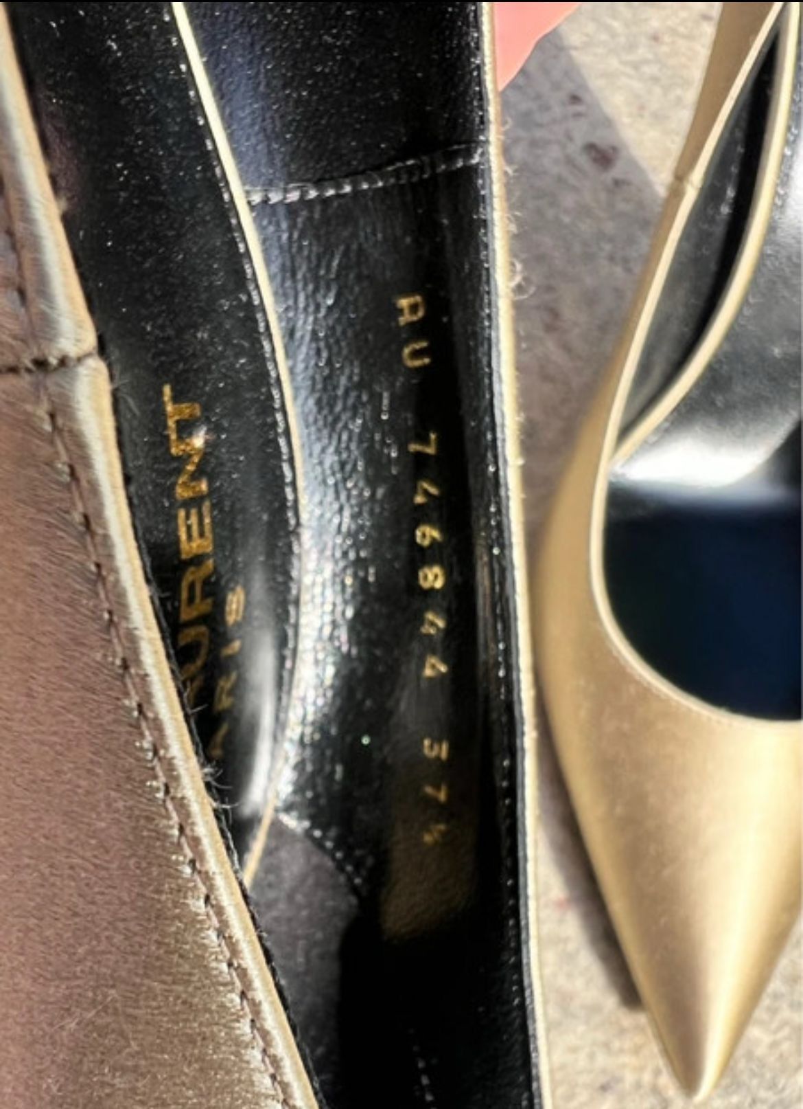 Saint Laurent Paris New Saint Laurent Instinct Pump wmn heels IT37.5/US7.5/UK4.5 Size US 7.5 / IT 37.5 - 8 Thumbnail