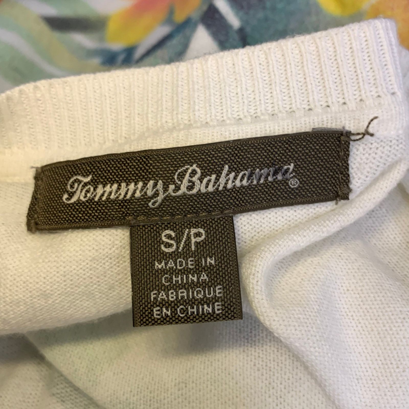Tommy Bahama Vintage Tommy Bahama Fitted Long Sleeve Tropical Blouse Size S / US 4 / IT 40 - 3 Thumbnail