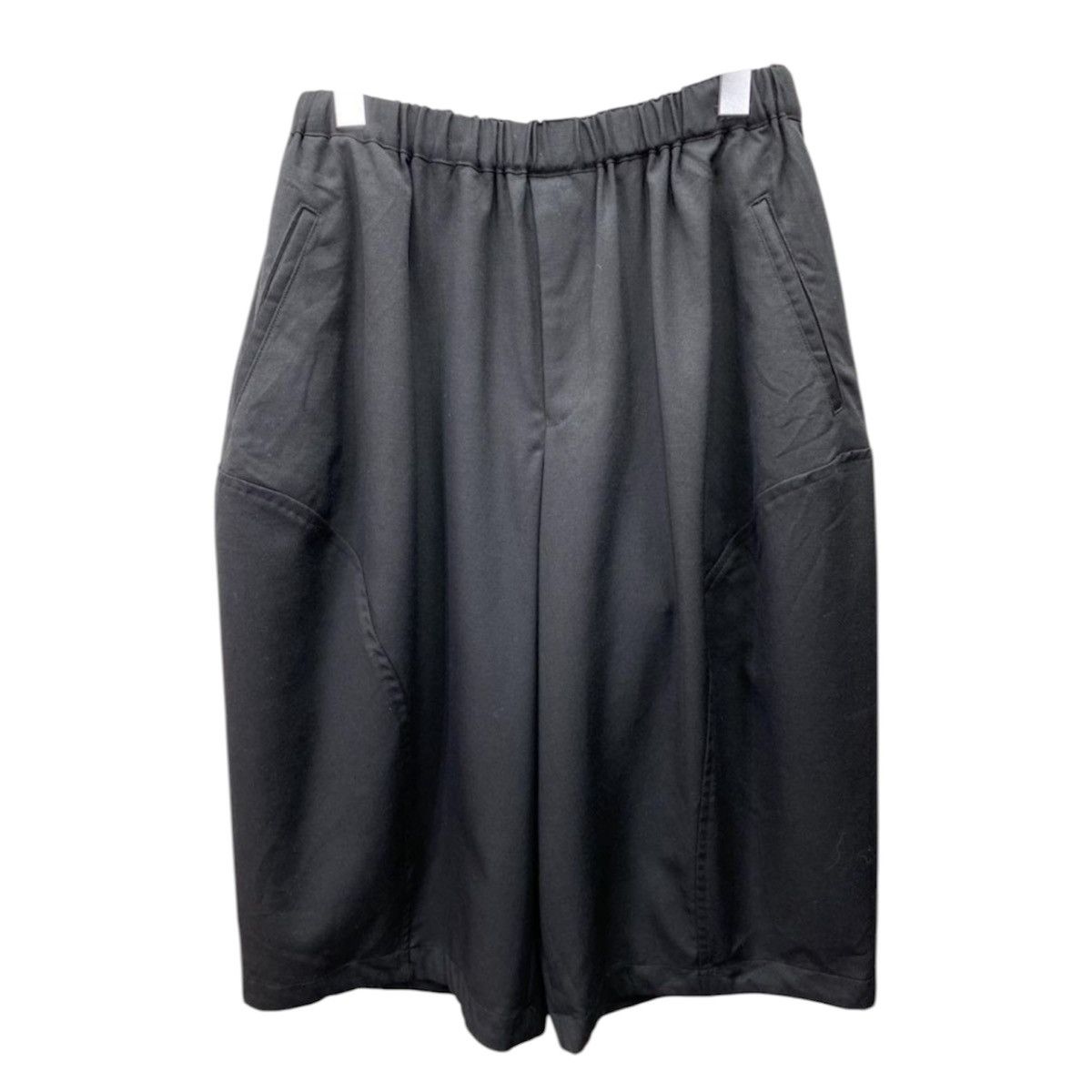 Comme des Garcons Black BLACK COMME des GARÇONS Wool Wide Shorts / AD2017 Archive Size US 30 / EU 46 - 1 Thumbnail