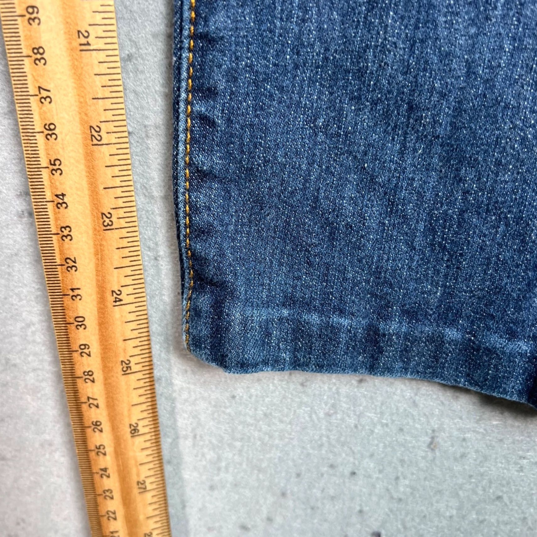 Levi's Levi's Womens Jeans 29 Boyfriend Skinny Fit Blue Medium Wash Denim Pants Adult Womens 29 Blue 5-Pocket Design Inseam 25 Jeans Mens Womens Girls Size 29" - 7 Thumbnail