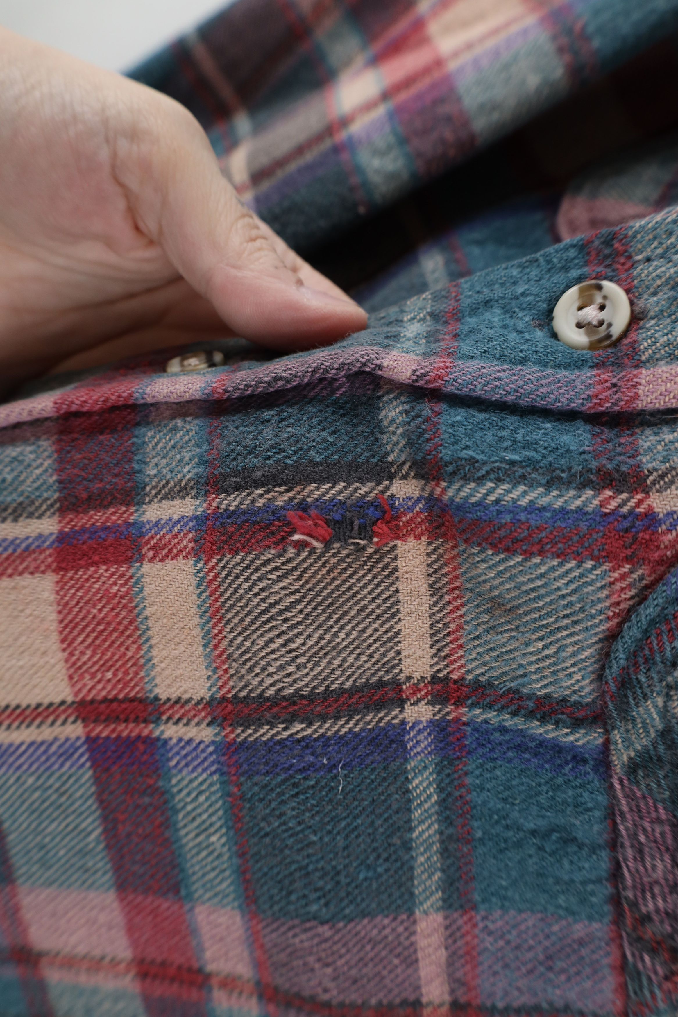 Vintage Vintage 90s Streetwear Heavyweight Button Shirt Plaid Size US XXL / EU 58 / 5 - 4 Thumbnail
