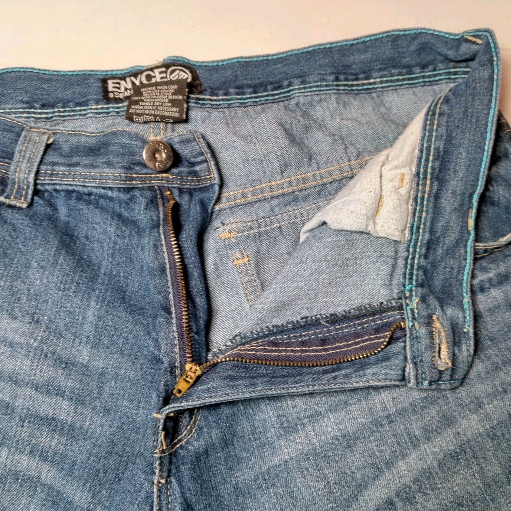 Enyce VINTAGE ENYCE Men's Jean Shorts 36 Relaxed Fit Blue Denim Streetwear Casual Wide Leg Jorts Size US 36 / EU 52 - 7 Thumbnail