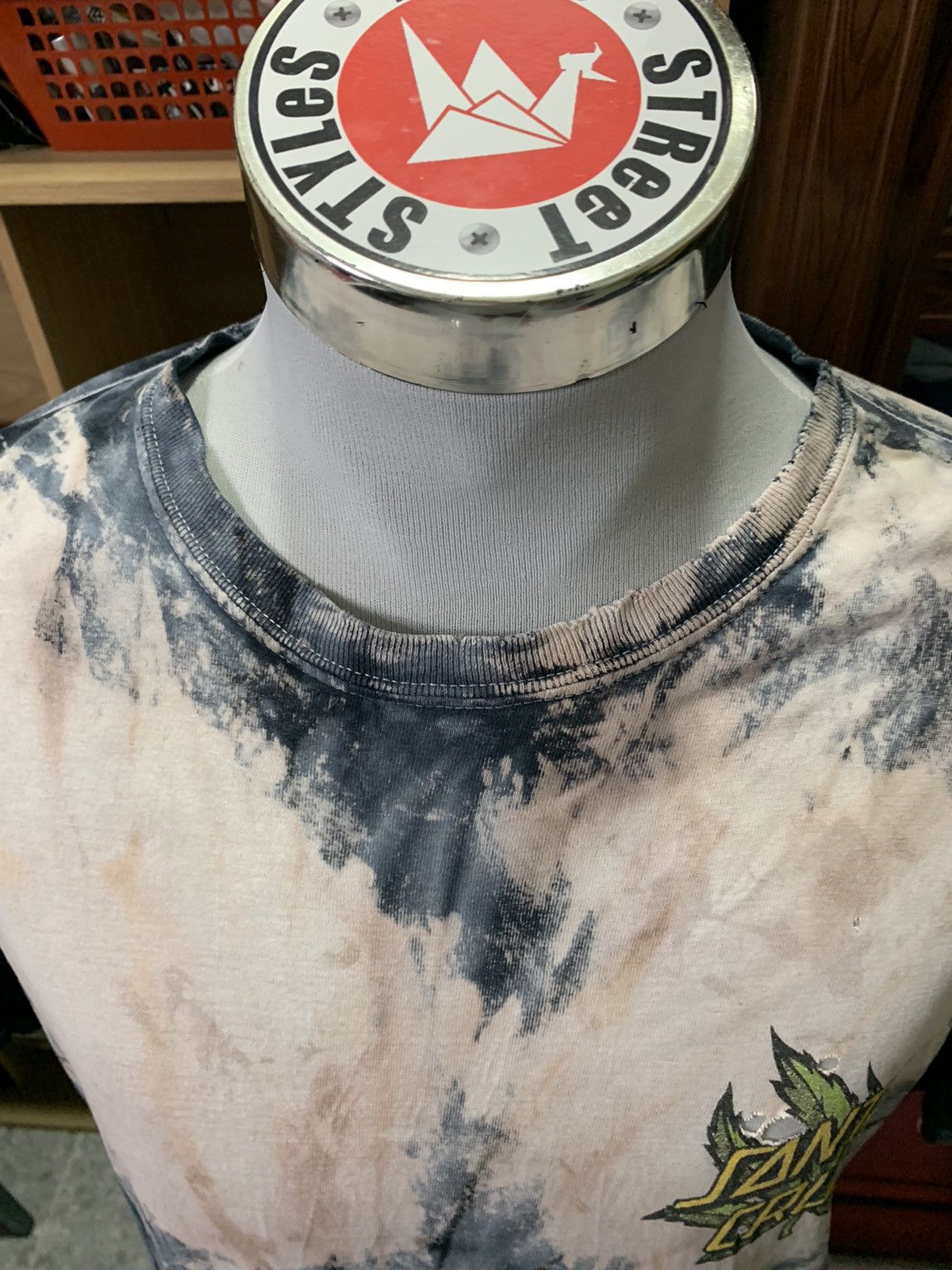 Santa Cruz Skateboards × Vintage Santa Cruz Marijuana Distressed T-Shirt Size US XL / EU 56 / 4 - 4 Thumbnail