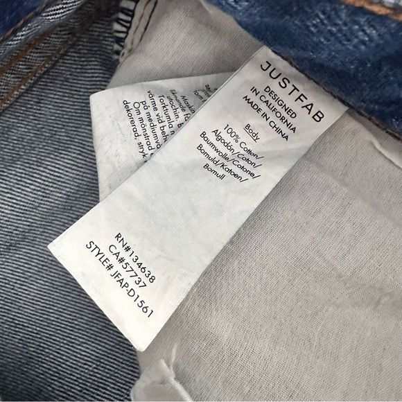 Other NWT JUSTFAB Women's Blue Jeans with Rhinestone Accents Strai Size 28" / US 6 / IT 42 - 7 Thumbnail