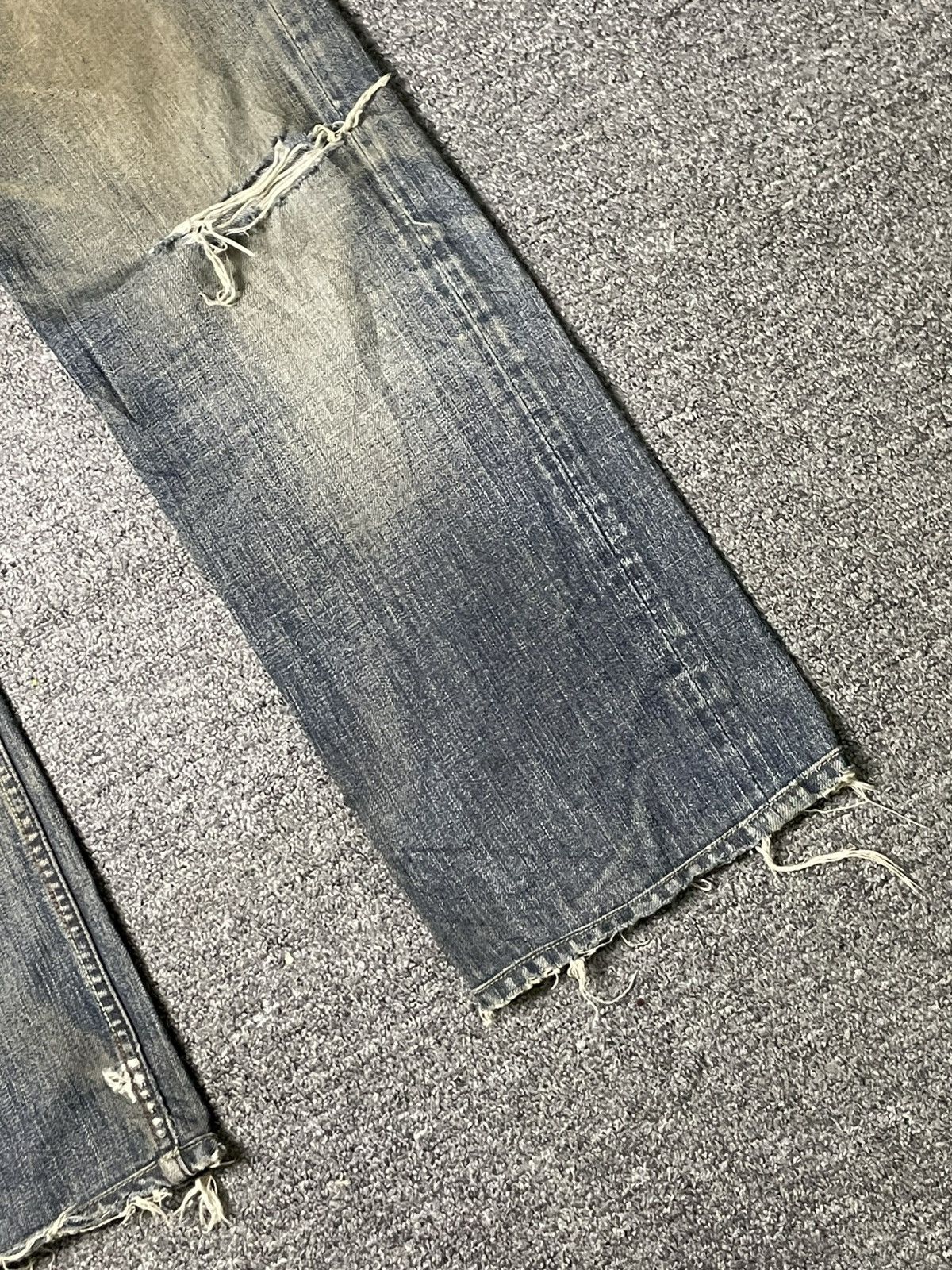 Diesel Vintage DIESEL Straight Cut Distressed Denim (91) Size US 29 - 3 Thumbnail