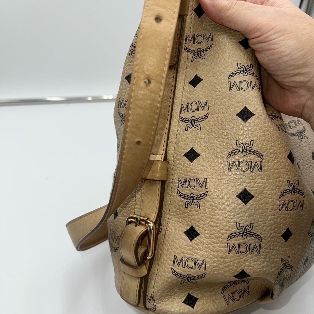 MCM MCM Visetos Hobo Bag Ivory Shoulder Bag Shopper Bag LogoPrin Size ONE SIZE - 10 Thumbnail