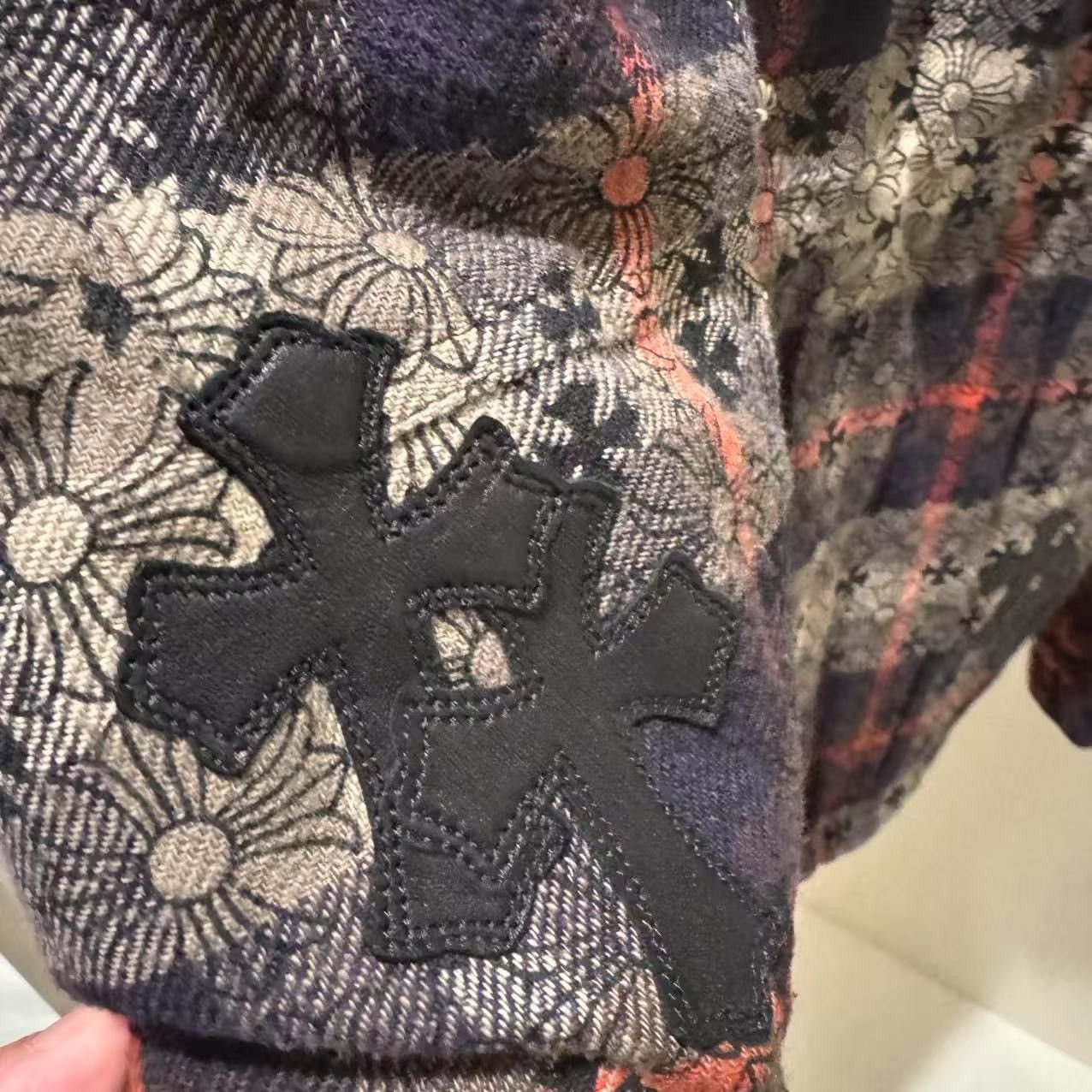 Chrome Hearts Chrome hearts 1 of 1 jacquard cross patches flannel sz xxl Size US XXL / EU 58 / 5 - 4 Thumbnail
