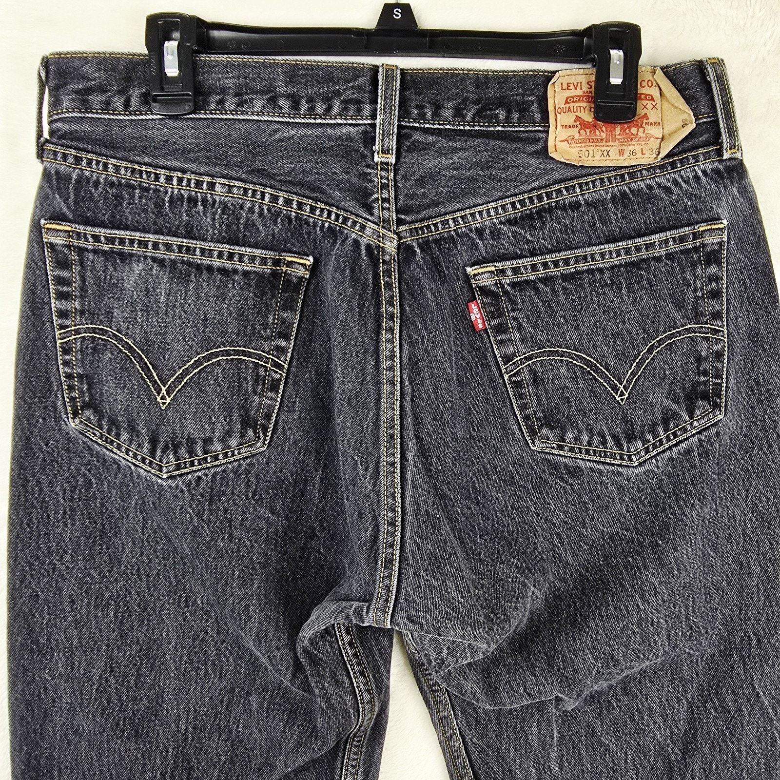 Levi's Vintage Levis 501xx Jeans Mens Fits 34x31 Black 36x36 Size US 34 / EU 50 - 9 Thumbnail