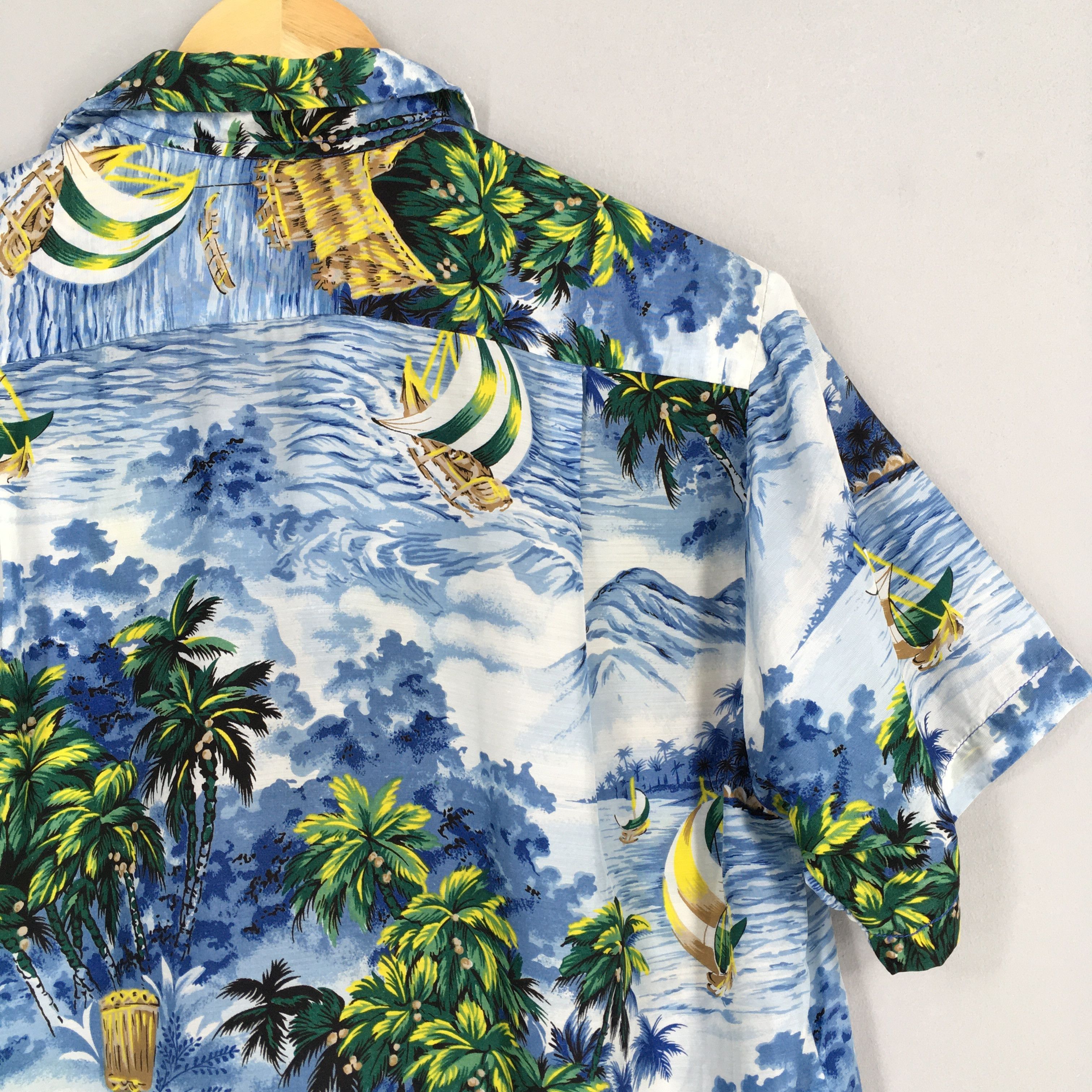 Diamond Head 1960s Diamond Head Sportswear Surfing Beach Rayon Shirt S Size US S / EU 44-46 / 1 - 7 Thumbnail