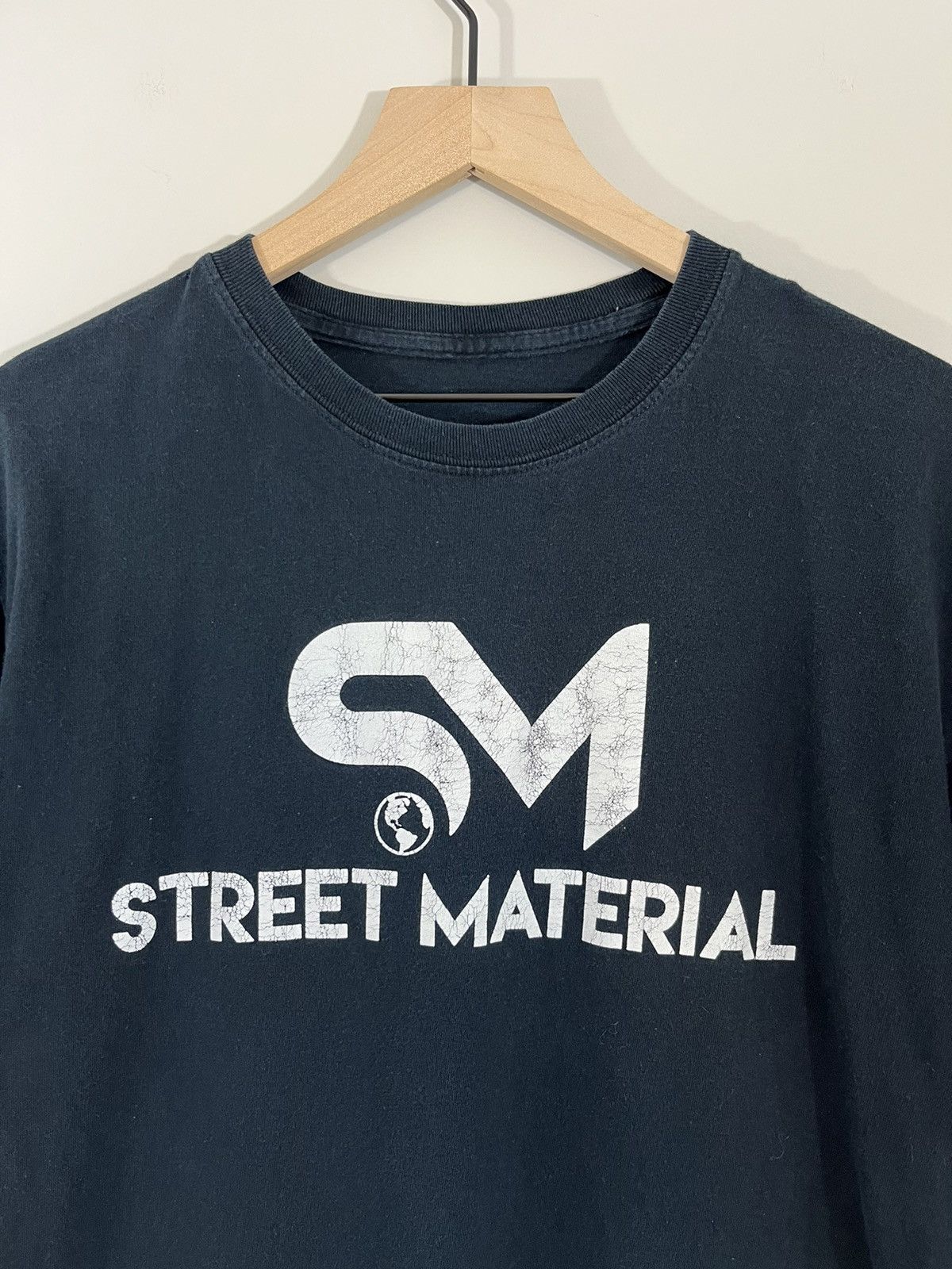 Vintage STREET MATERIAL Faded Logo Tee Size US L / EU 52-54 / 3 - 3 Thumbnail