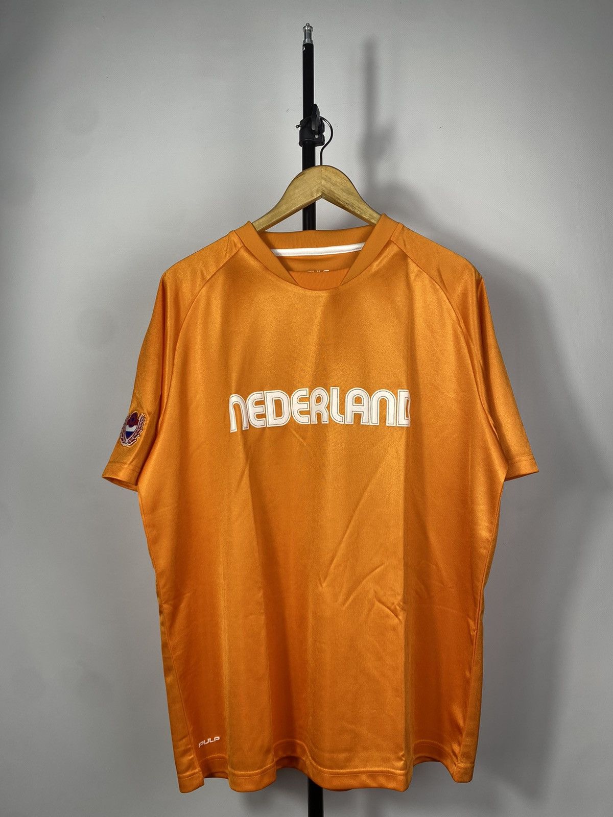Nike × Vintage Vintage 00s Nederland Logo Home Football T Shirt Size US XL / EU 56 / 4 - 1 Thumbnail