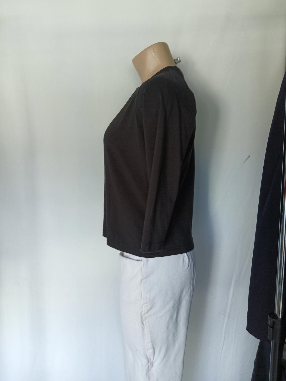 Designer Valerie Stevens Black Long Sleeve Top - Perfect for Layering Size M / US 6-8 / IT 42-44 - 2 Thumbnail