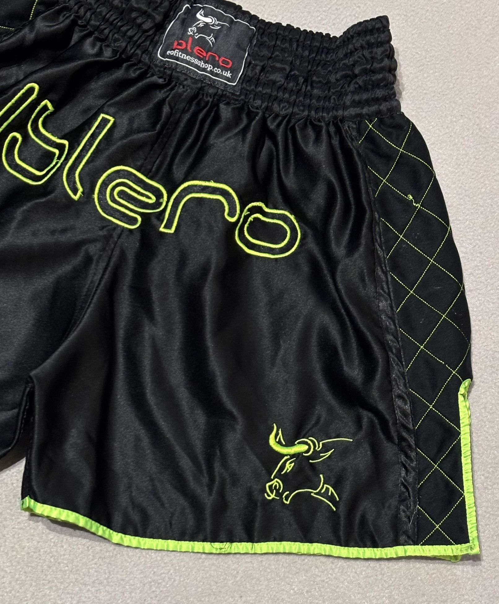 Other Islero Muaythai Thai Boxing MMA Sports Shorts Size L Size US 33 - 6 Thumbnail