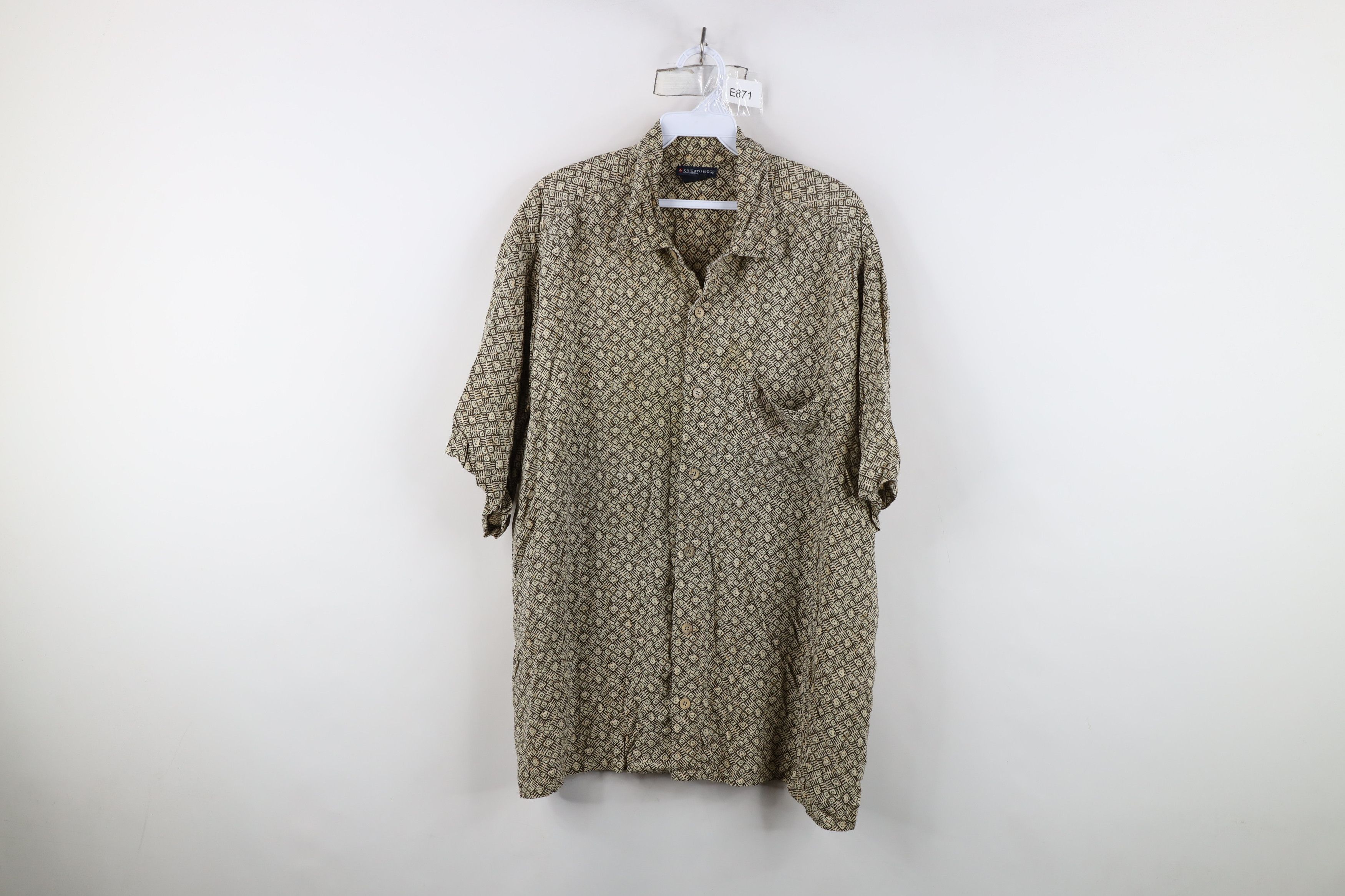 Vintage Vintage 90s Streetwear Rayon Geometric Collared Button Shirt Size US XL / EU 56 / 4 - 1 Thumbnail