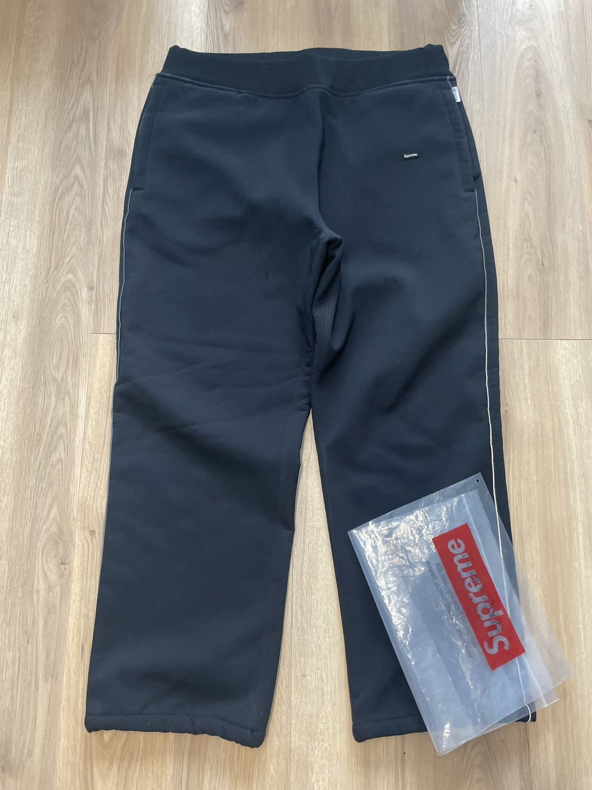 Supreme Supreme Windstopper Sweatpant FW24 goretec polartec pants Size US 38 / EU 54 - 2 Thumbnail