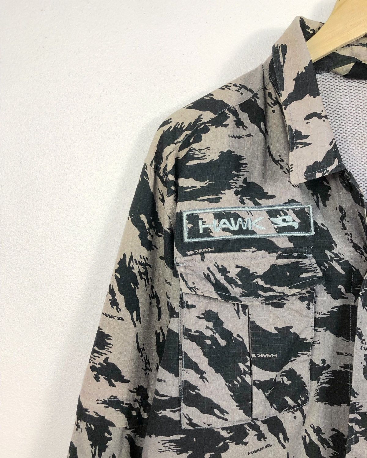 Tony Hawk Rare Vintage Tony Hawk Camo Jacket Size US L / EU 52-54 / 3 - 3 Thumbnail