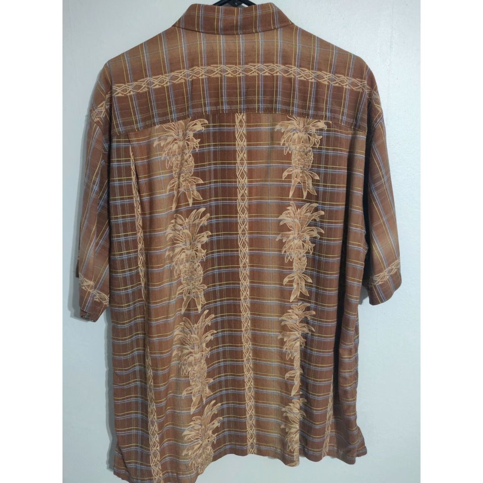 Tommy Bahama Tommy Bahama Shirt Men's XLarge Brown Silk Plaid Floral Hawaiian S/S Button Up Size US XL / EU 56 / 4 - 3 Thumbnail