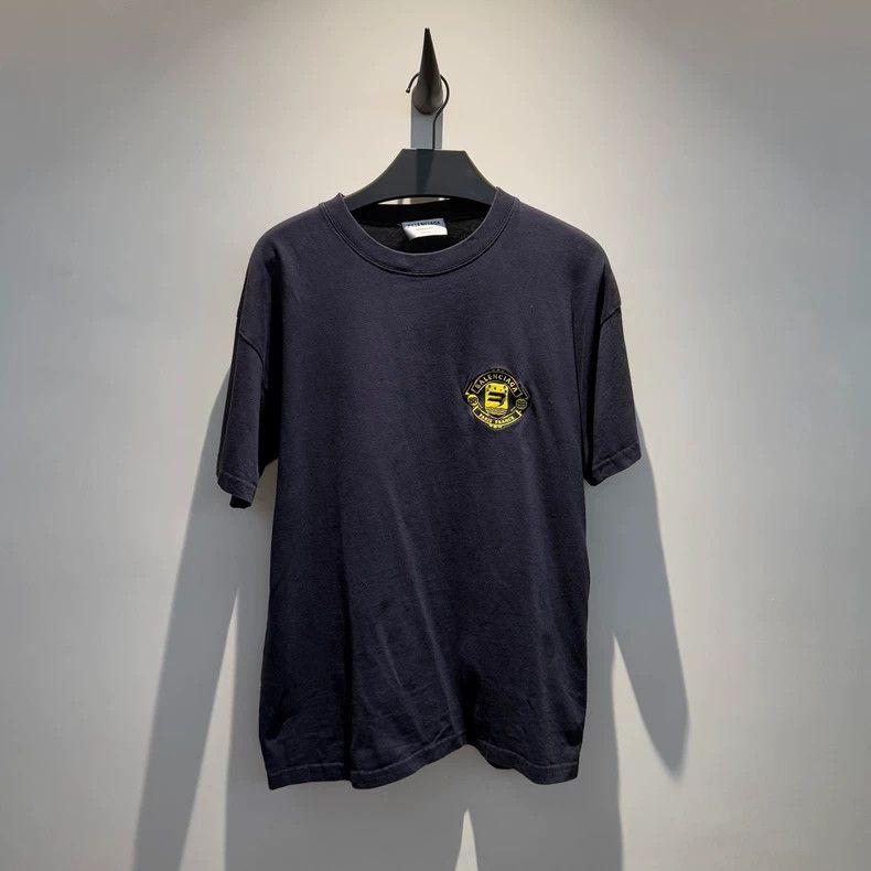 Balenciaga Balenciaga short sleeves Size US S / EU 44-46 / 1 - 1 Thumbnail