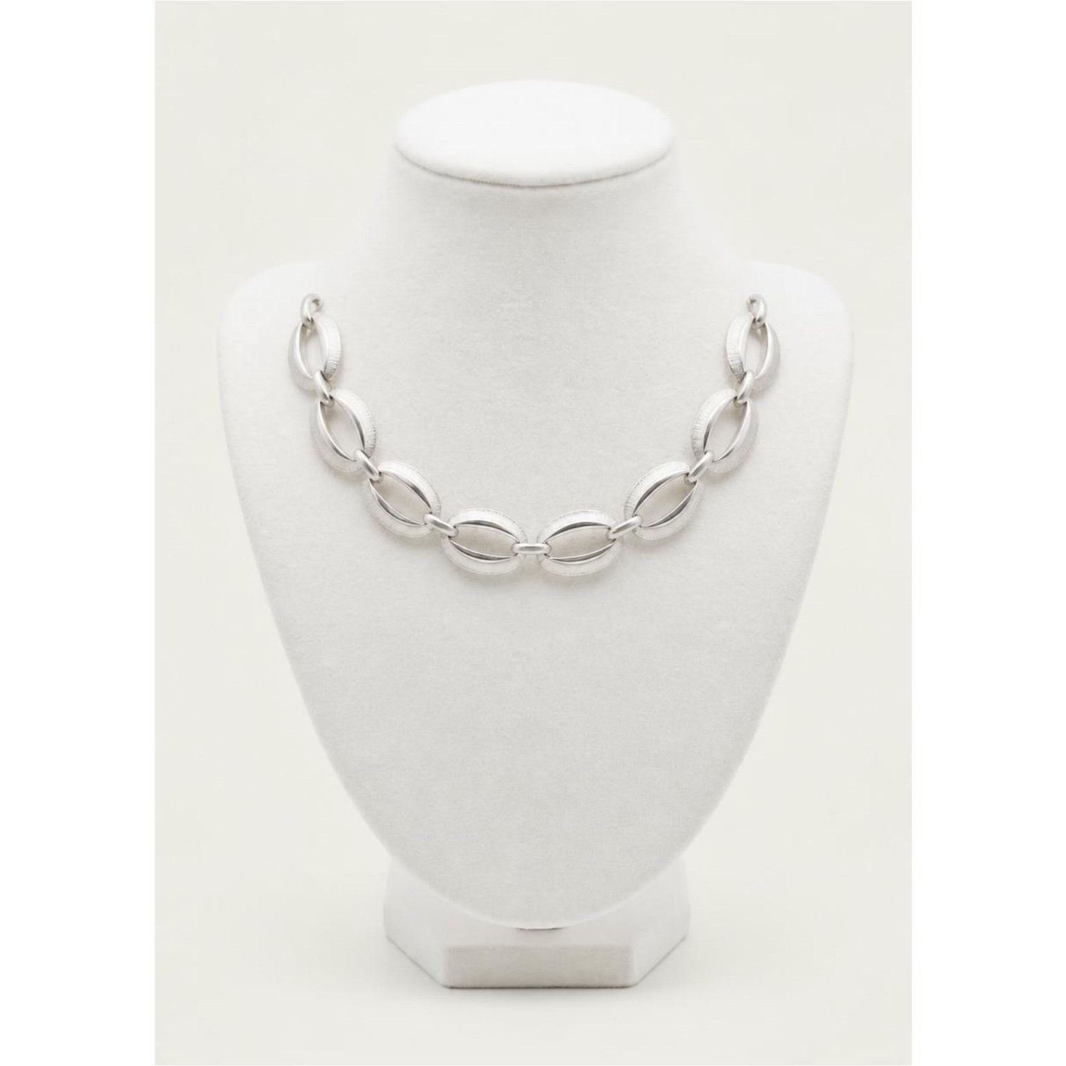 Monet Vintage Monet Silver Tone Link Necklace 17” 1978-88 Size ONE SIZE - 2 Thumbnail