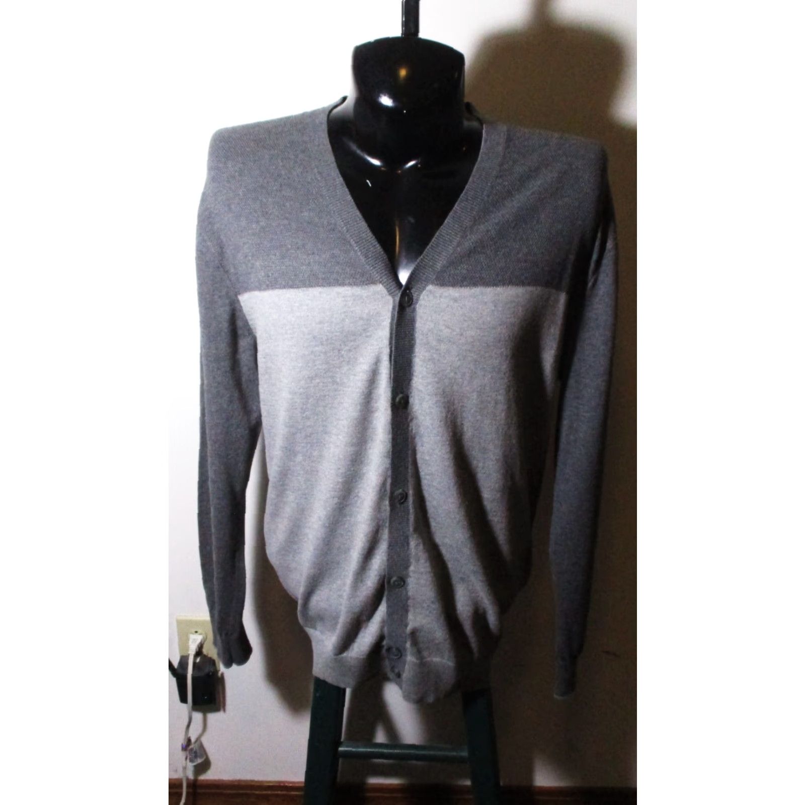 Liz Claiborne CLAIBORNE Gray Long Sleeve Cardigan Sweater Men's XL Size Cardigan Gray Long Sleeve Button Down All Seasons Size US XL / EU 56 / 4 - 2 Thumbnail
