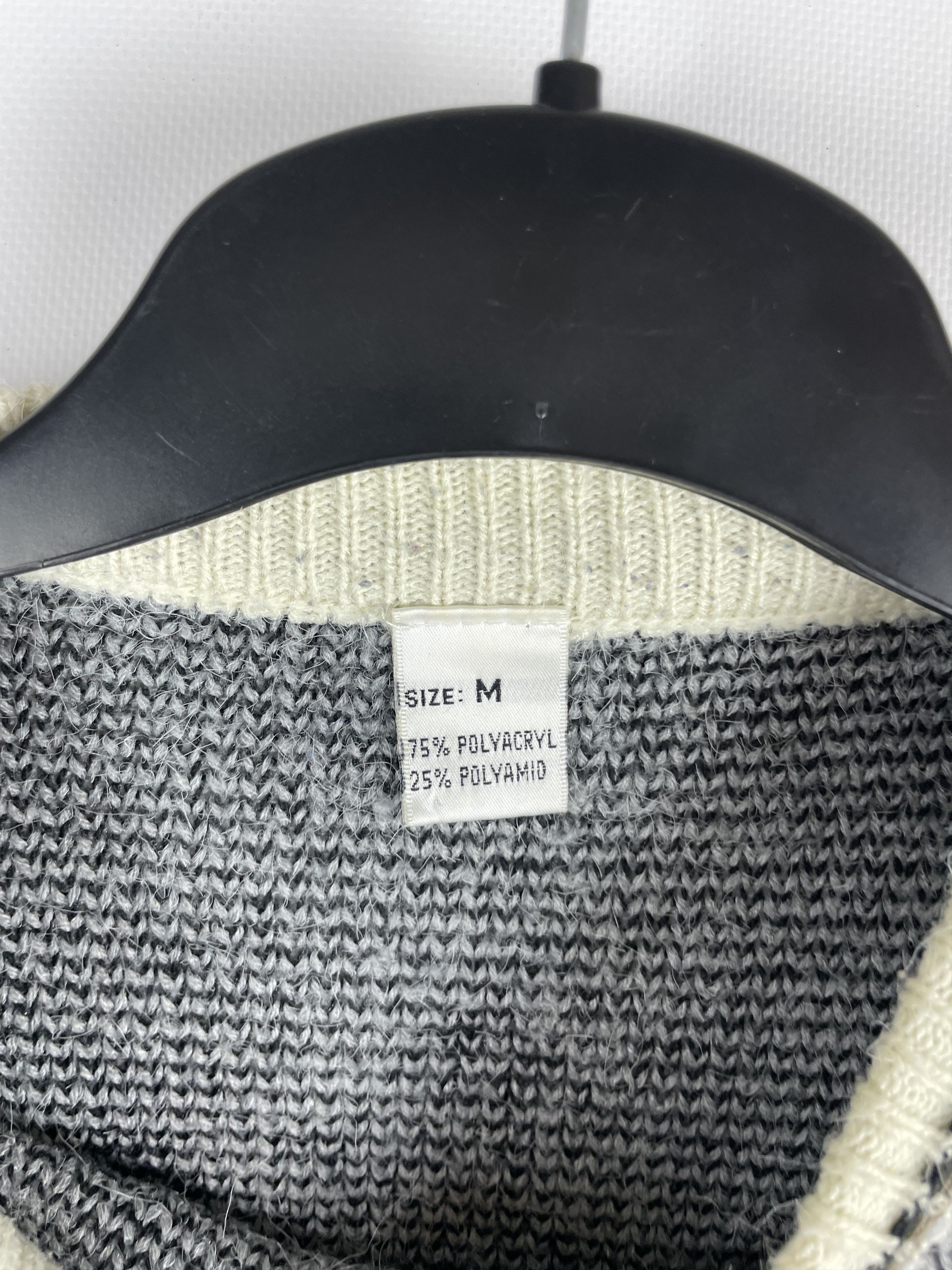 Vintage Vintage 90s Sweaters Size US M / EU 48-50 / 2 - 6 Thumbnail
