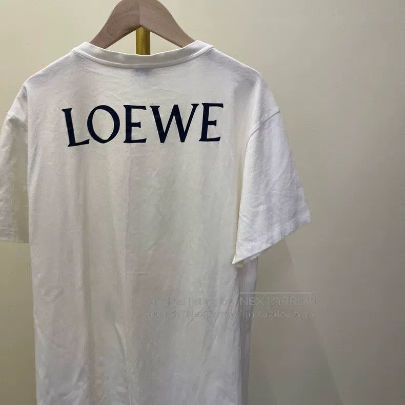 Loewe Loewe White Window Display Oil Painting Print Short Sleeve Size US S / EU 44-46 / 1 - 4 Thumbnail