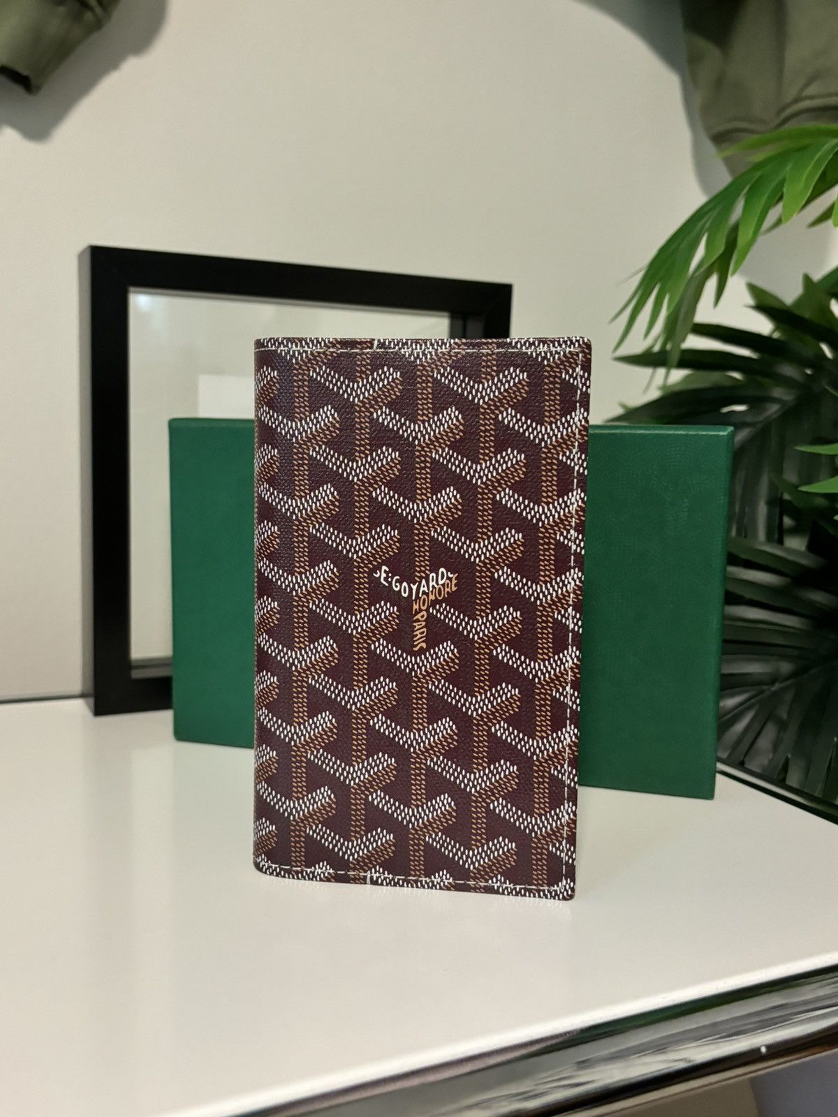 image of New - Goyard Passport Cover Wallet in Burgandy, Men's