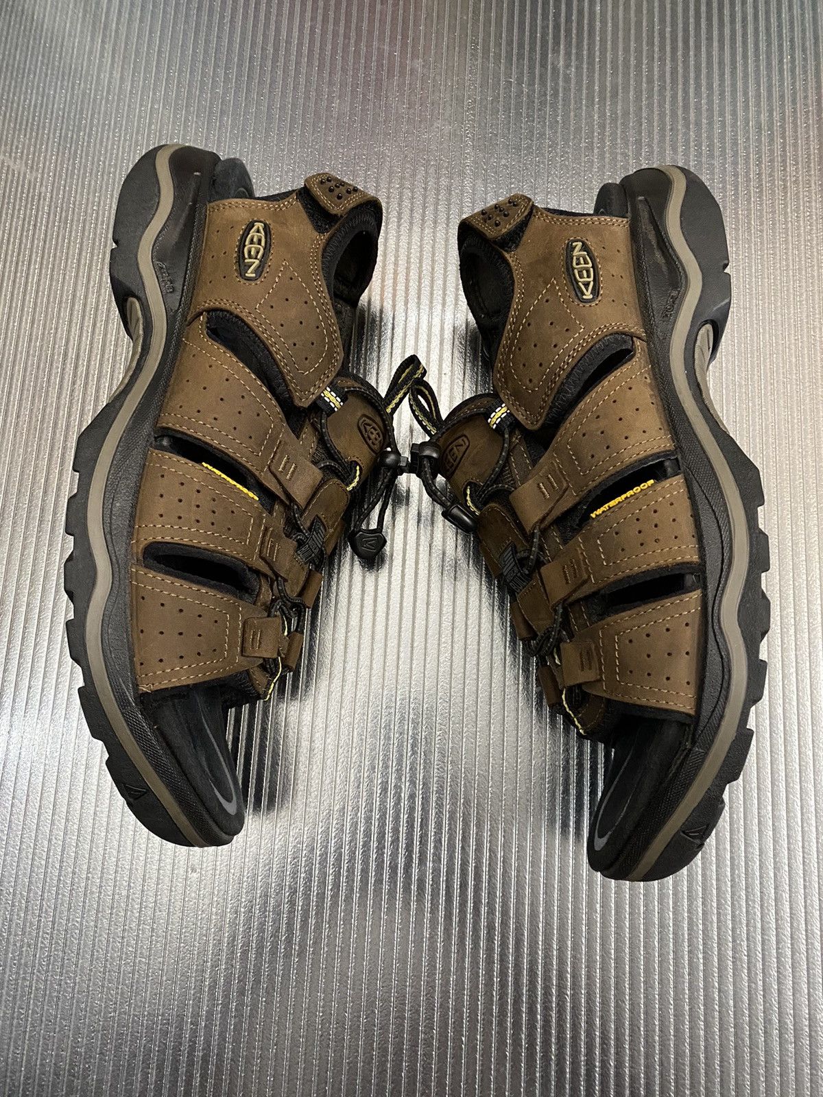 KEEN Keen 🇺🇸 Rialto Brown Leather Waterproof Hiking Sandals 11.5 Size US 11.5 / EU 44-45 - 7 Thumbnail
