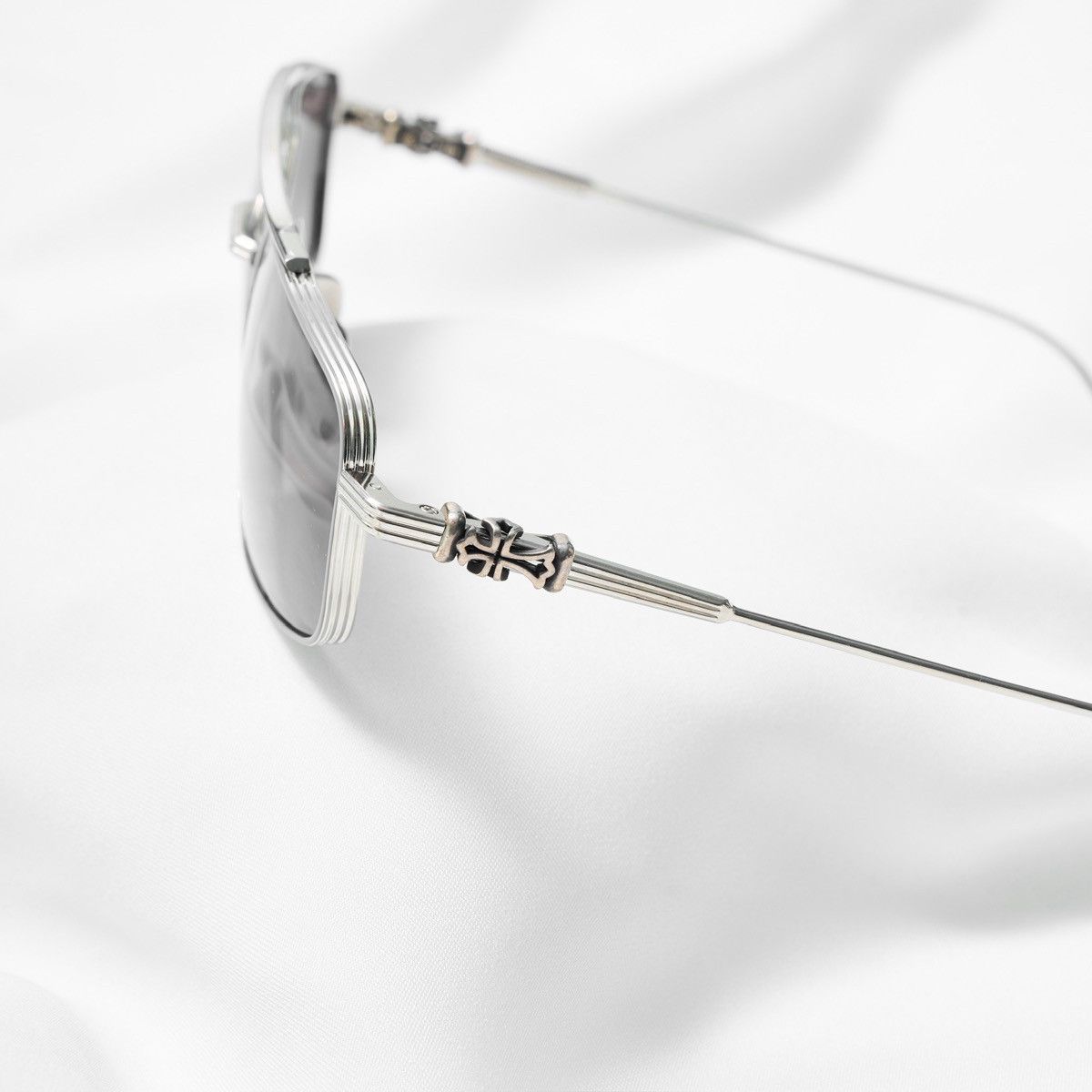 Chrome Hearts CHROME HEARTS LICK'N SHINY SILVER SUNGLASSES Size ONE SIZE - 3 Thumbnail