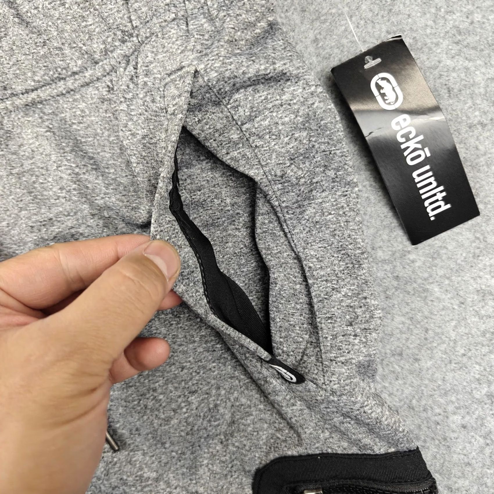 Ecko Unltd. Ecko Unltd Shorts Mens Medium Grey Marled Colorblock Athletic Zip Pockets Gym Size US 31 - 2 Thumbnail