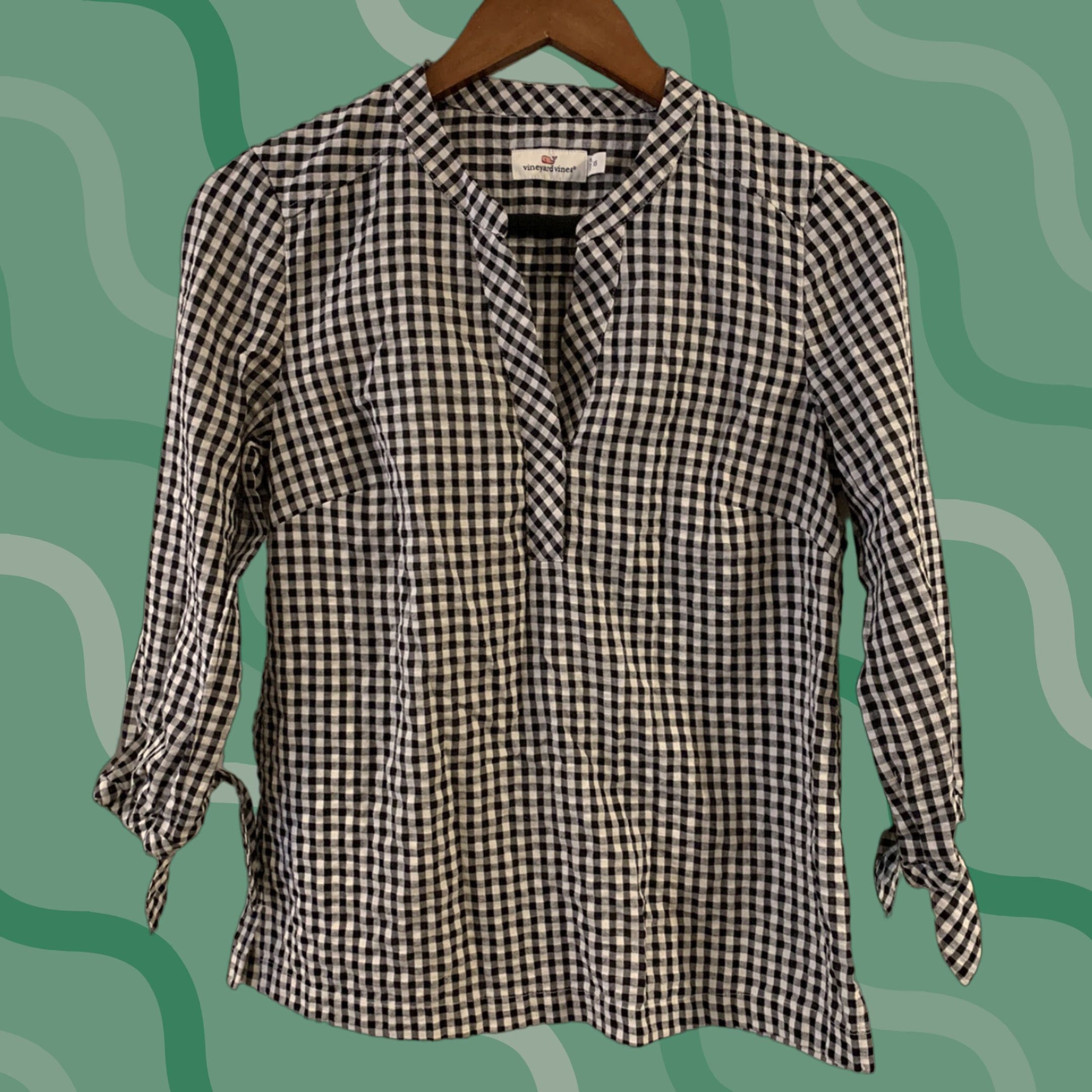 Vineyard Vines Vineyard Vines Blouse Shirt Women XS 3/4 Sleeve V-Neck Tie Sleeve Black White Checkered Tunic Shirt Womens Regular Fit Cotton Size XS / US 0-2 / IT 36-38 - 1 Thumbnail