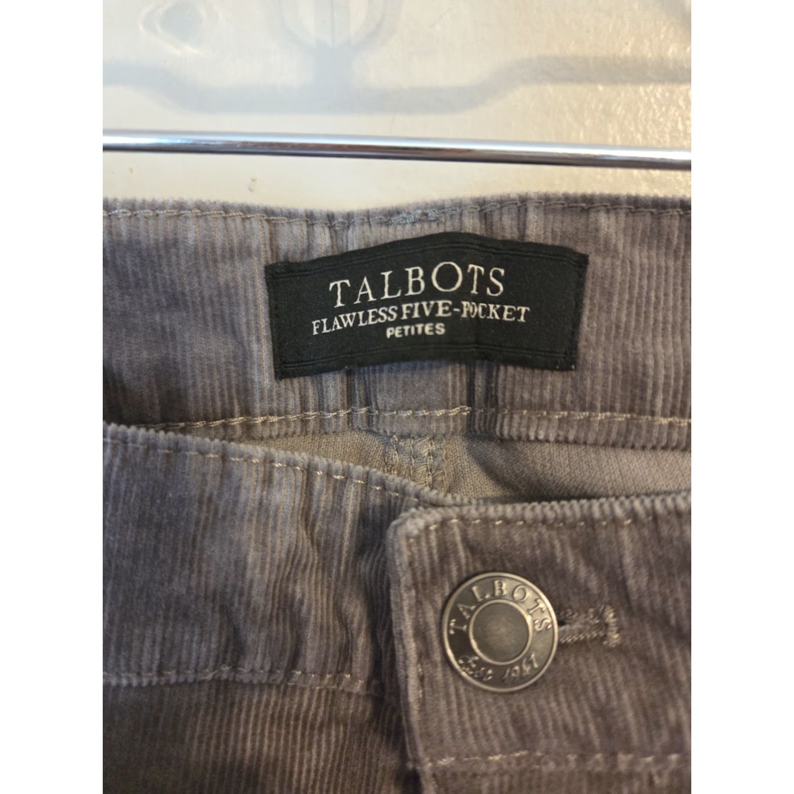 Talbots Talbots Flawless Five Pocket Gray Corduroy Pants Petites Size 10 Straight Womens Size 32" / US 10 / IT 46 - 2 Thumbnail
