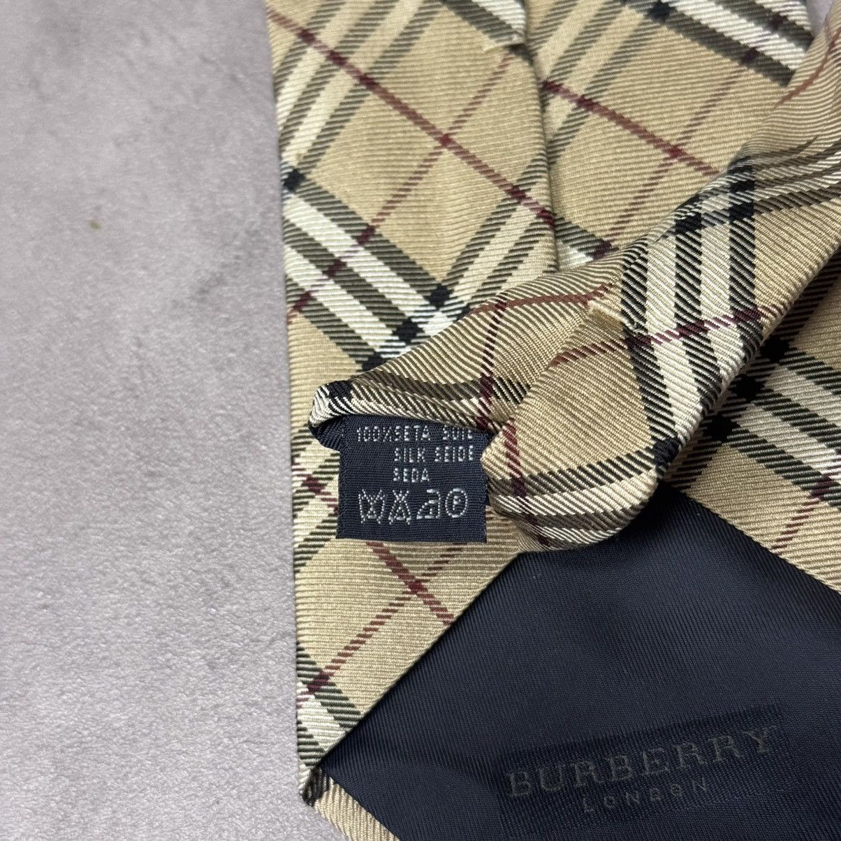 Burberry Burberry London Men's Classic Pattern Neck Tie Silk Size ONE SIZE - 6 Thumbnail