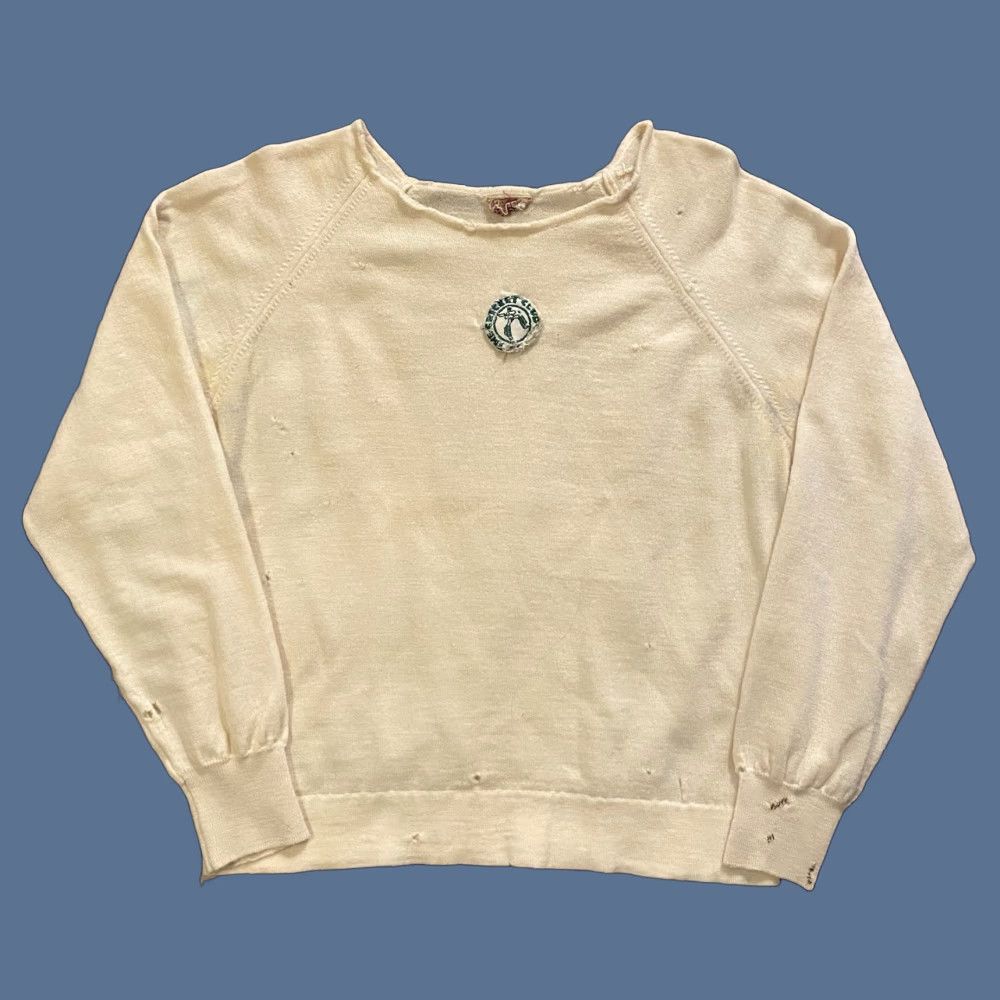 Vintage VINTAGE 1940s 100% Wool Pullover Sweater The Cricket Club Patch Thrashed Medium Size US M / EU 48-50 / 2 - 1 Thumbnail