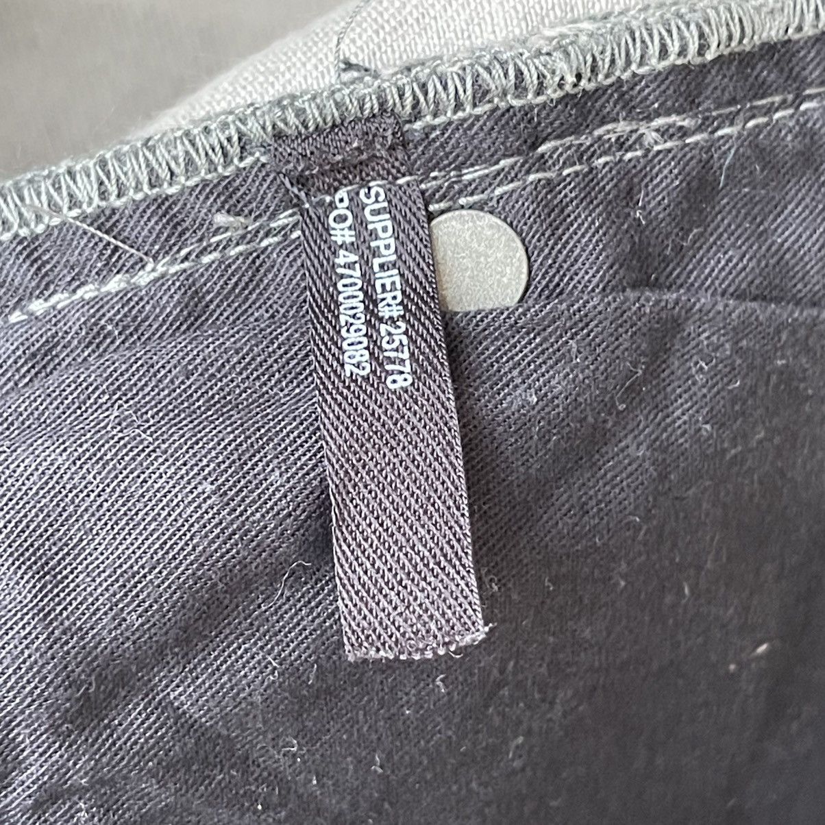 Ralph Lauren Archival Ralph Lauren Straight Fit Coated Cotton Trousers Size US 32 / EU 48 - 19 Thumbnail