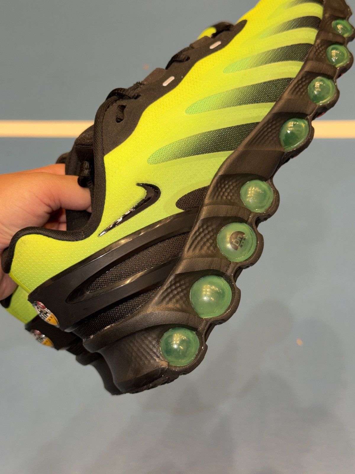 Nike Nike Air Max DN8 "AMday" Shoes Size US 9 / EU 42 - 6 Thumbnail