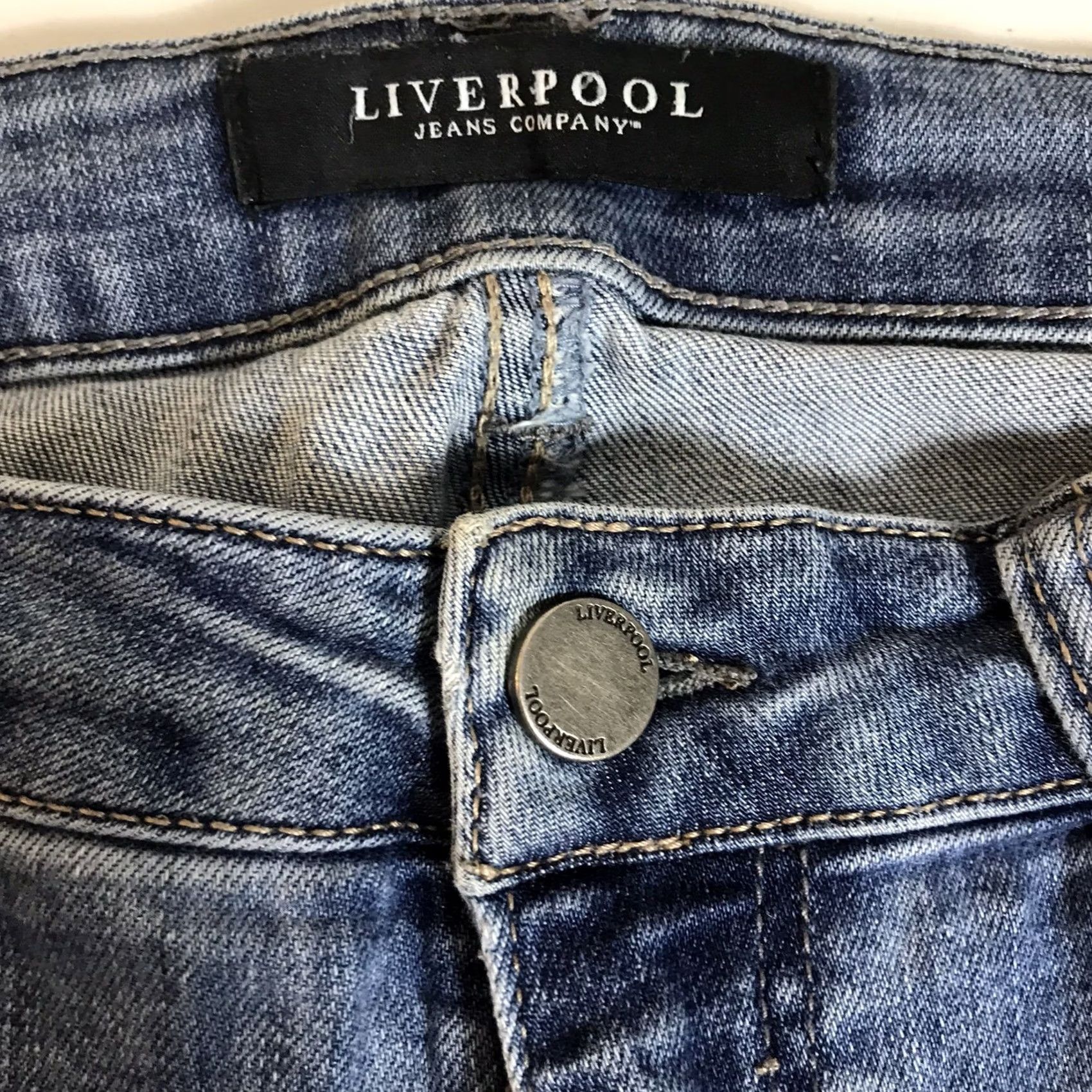 Vintage Liverpool Jean Company Womens 6 Crop Jeans Distressed Destroyed Medium Wash Size 28" / US 6 / IT 42 - 2 Thumbnail