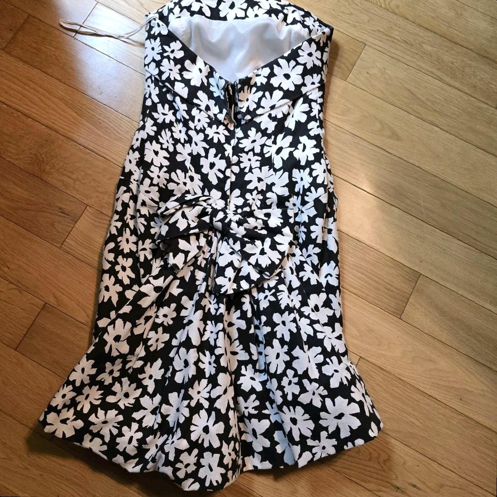 Vintage VINTAGE Victor Costa Dress Strapless Maxi White Polka Dot Flower Kick Pleat Size 2 Womens Size XS / US 0-2 / IT 36-38 - 4 Thumbnail