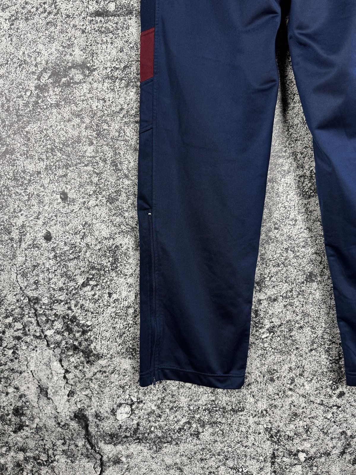 Umbro Umbro Pro Training Vintage 90s Track Pants Soccer Size 34 Size US 34 / EU 50 - 14 Thumbnail