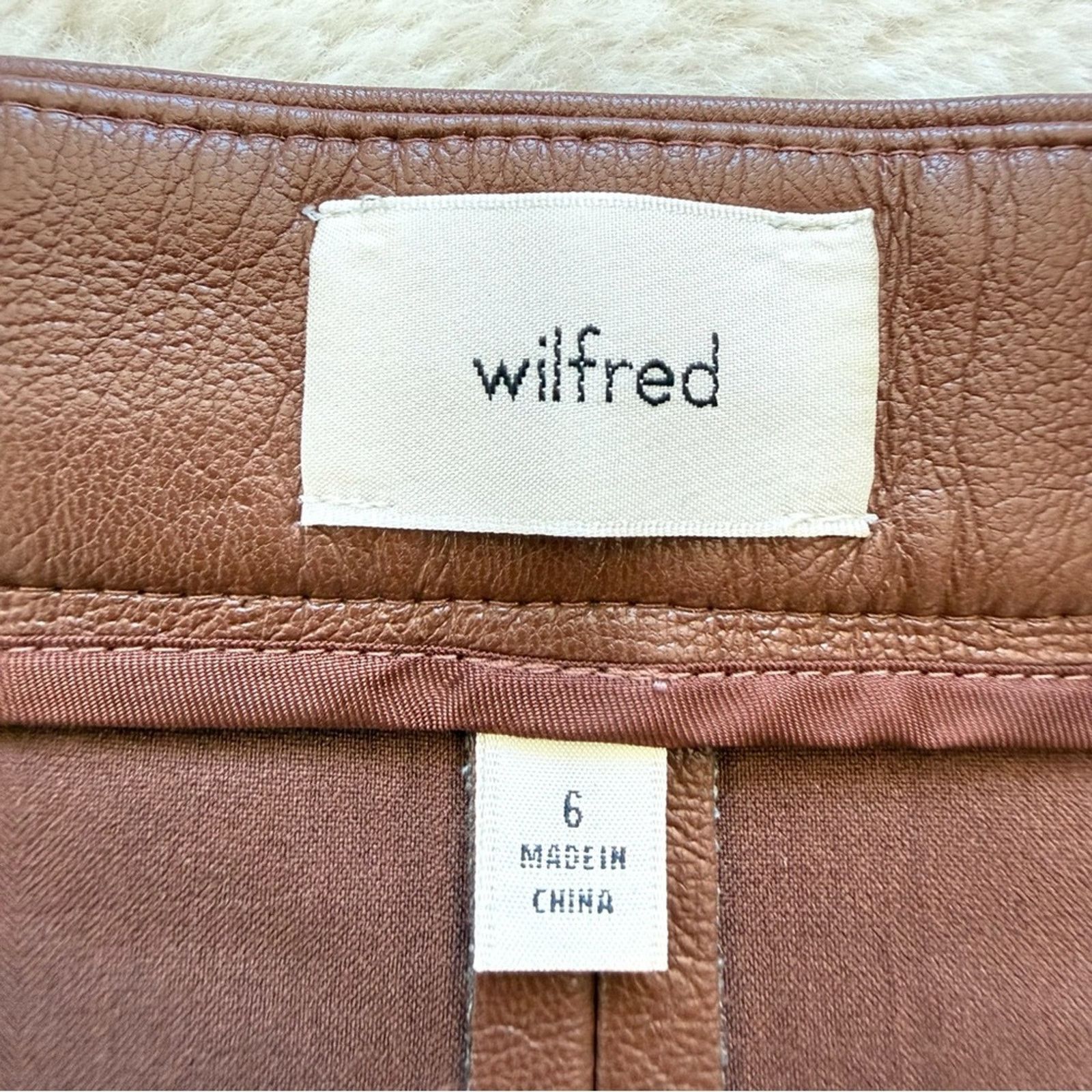 Aritzia Wilfred by Aritzia faux leather brown skirt size 6 US Size 28" / US 6 / IT 42 - 4 Thumbnail