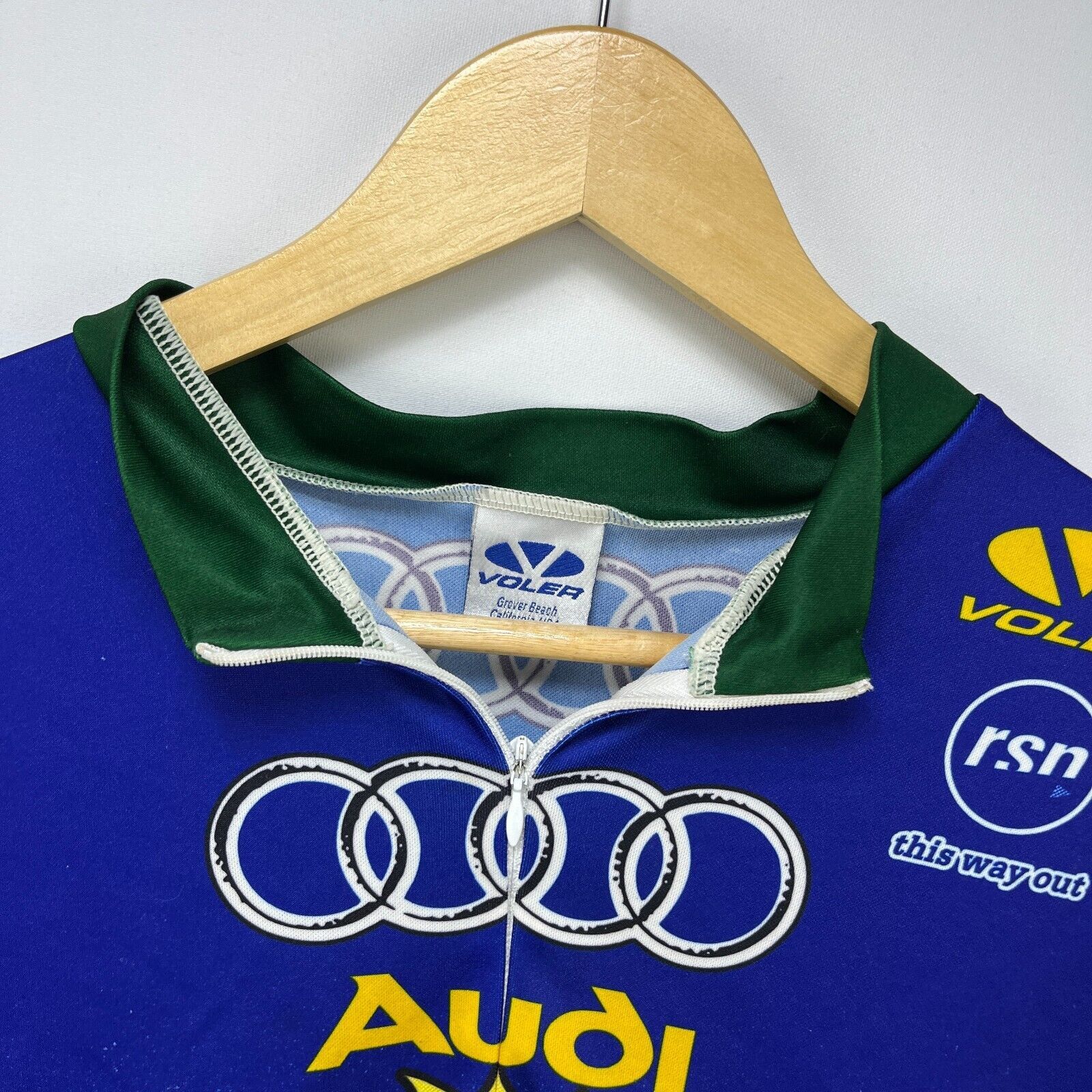 Vintage Vintage Voler Audi Cycling Large Jersey XL Rare Great Glen Size US XL / EU 56 / 4 - 7 Thumbnail