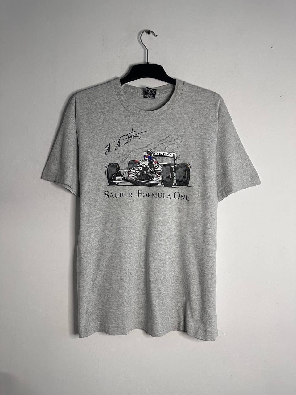 Other Vintage Sauber Formula One Tee 90s Screen Stars Premium Race Size US L / EU 52-54 / 3 - 1 Thumbnail