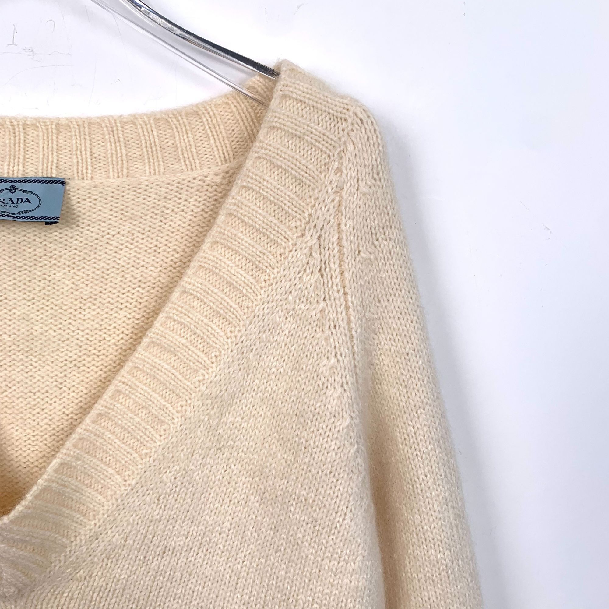 Prada H11998 Prada Womens V-Neck Knit Beige Sweater Size XS / US 0-2 / IT 36-38 - 3 Thumbnail